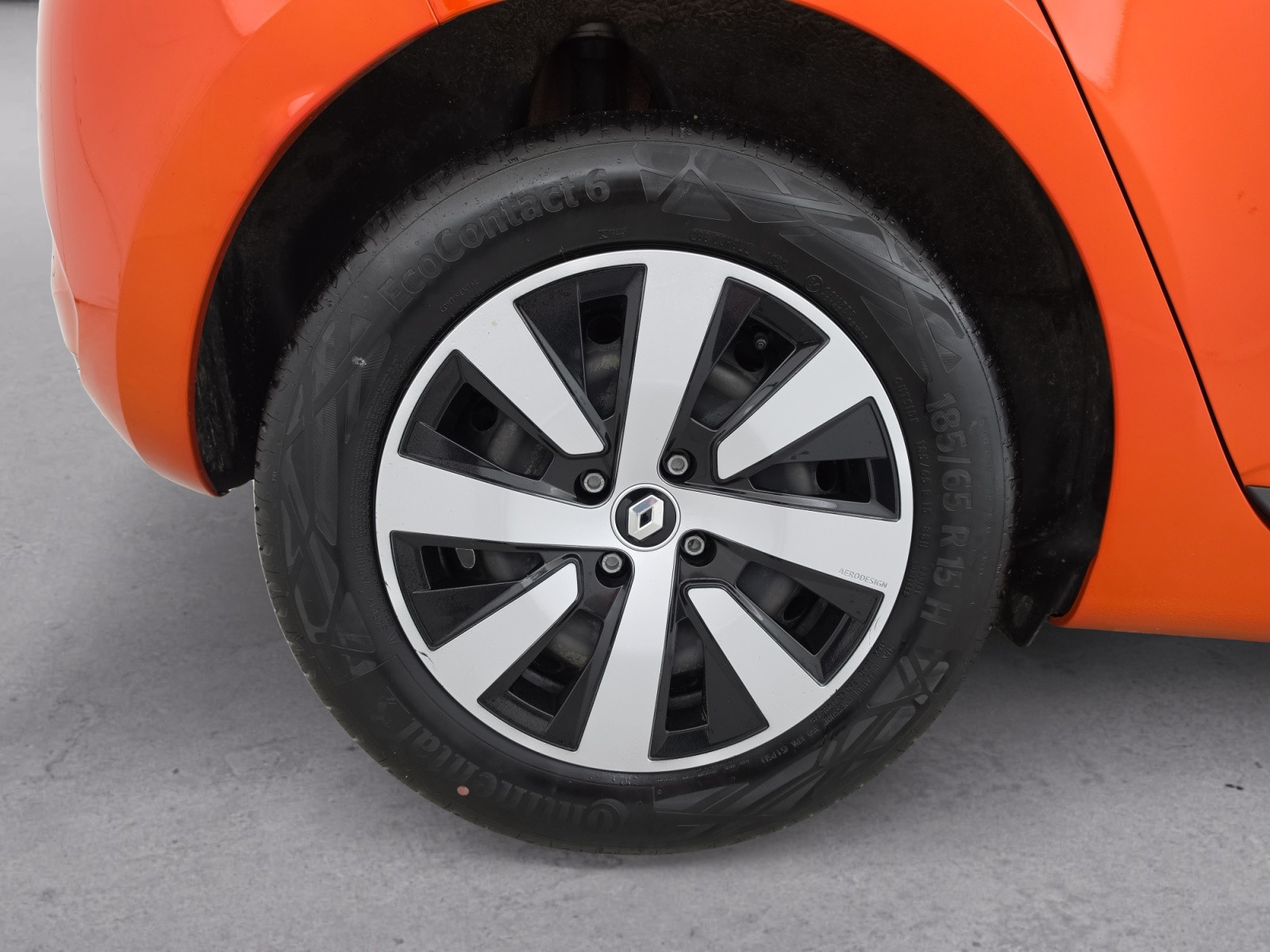 Vente en ligne Renault Clio 5 Clio TCe 90 au prix de 14 790 €