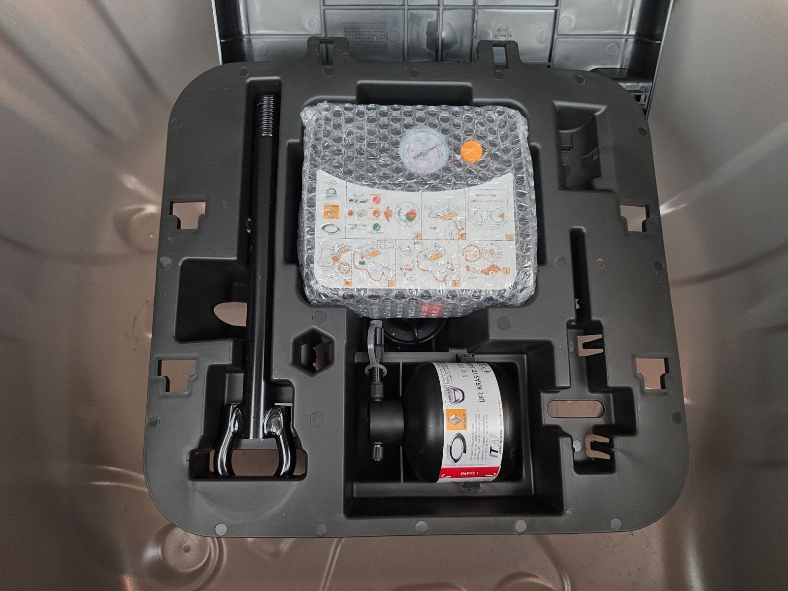 Vente en ligne Renault Clio 5 Clio TCe 90 au prix de 14 790 €