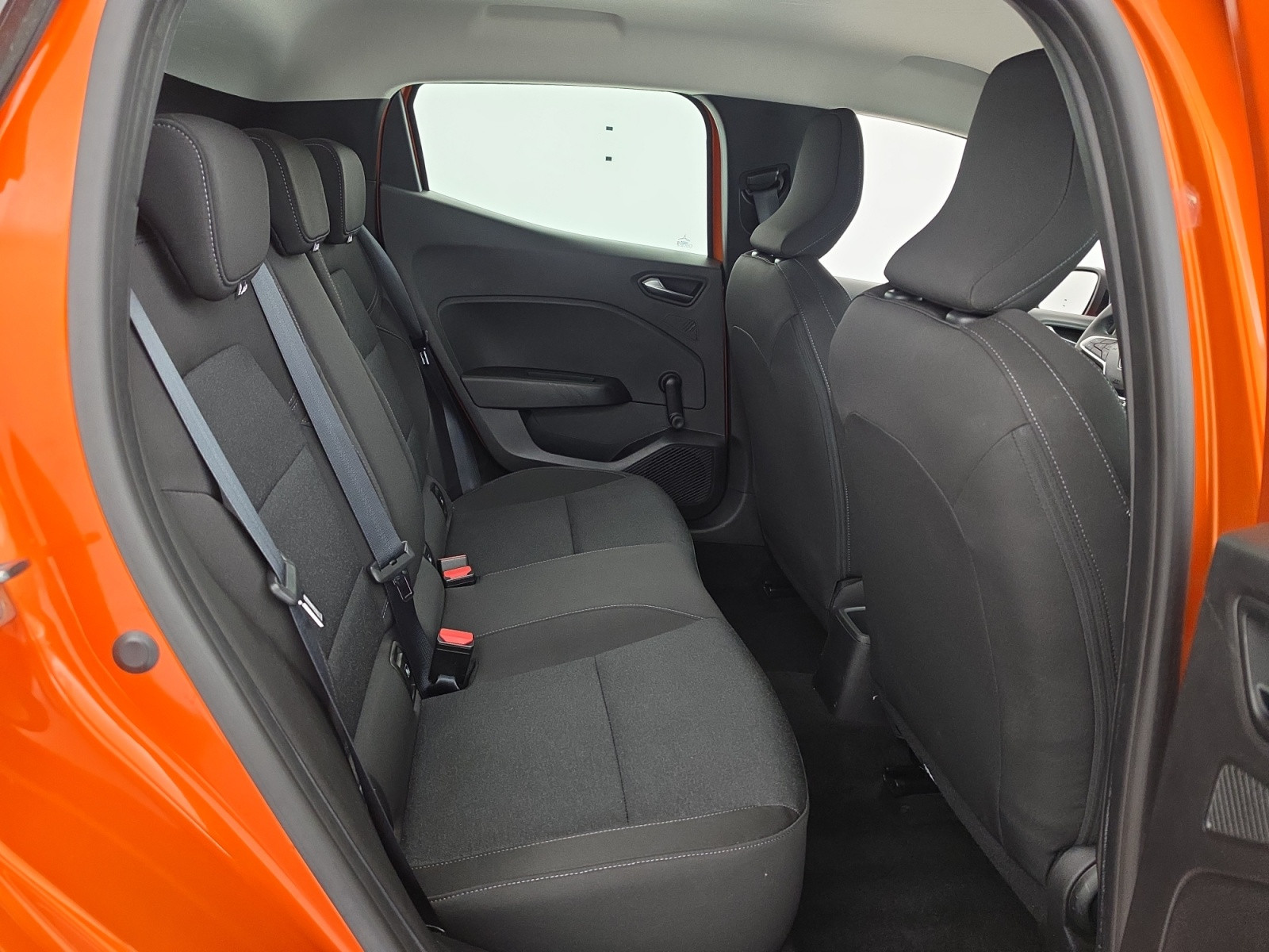 Vente en ligne Renault Clio 5 Clio TCe 90 au prix de 14 790 €