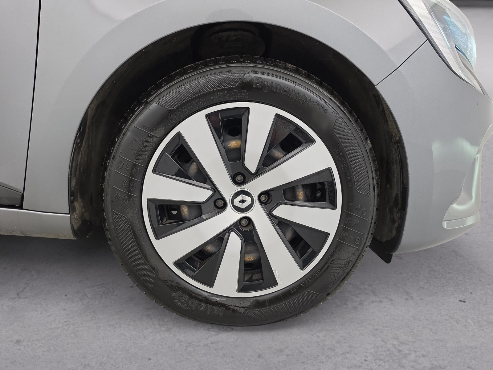Vente en ligne Renault Clio 5 Clio TCe 90 au prix de 13 320 €