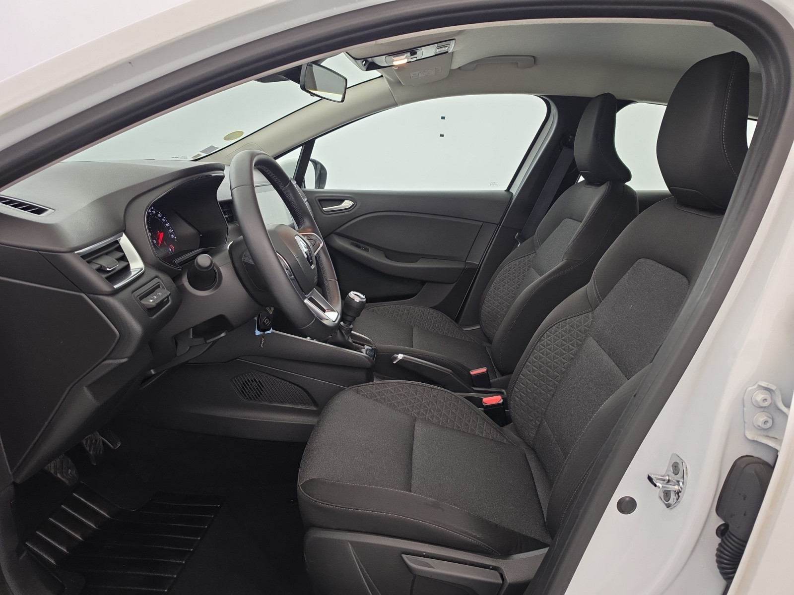 Vente en ligne Renault Clio 5 CLIO SOCIETE BLUE DCI 100 - 21N au prix de 12 690 €