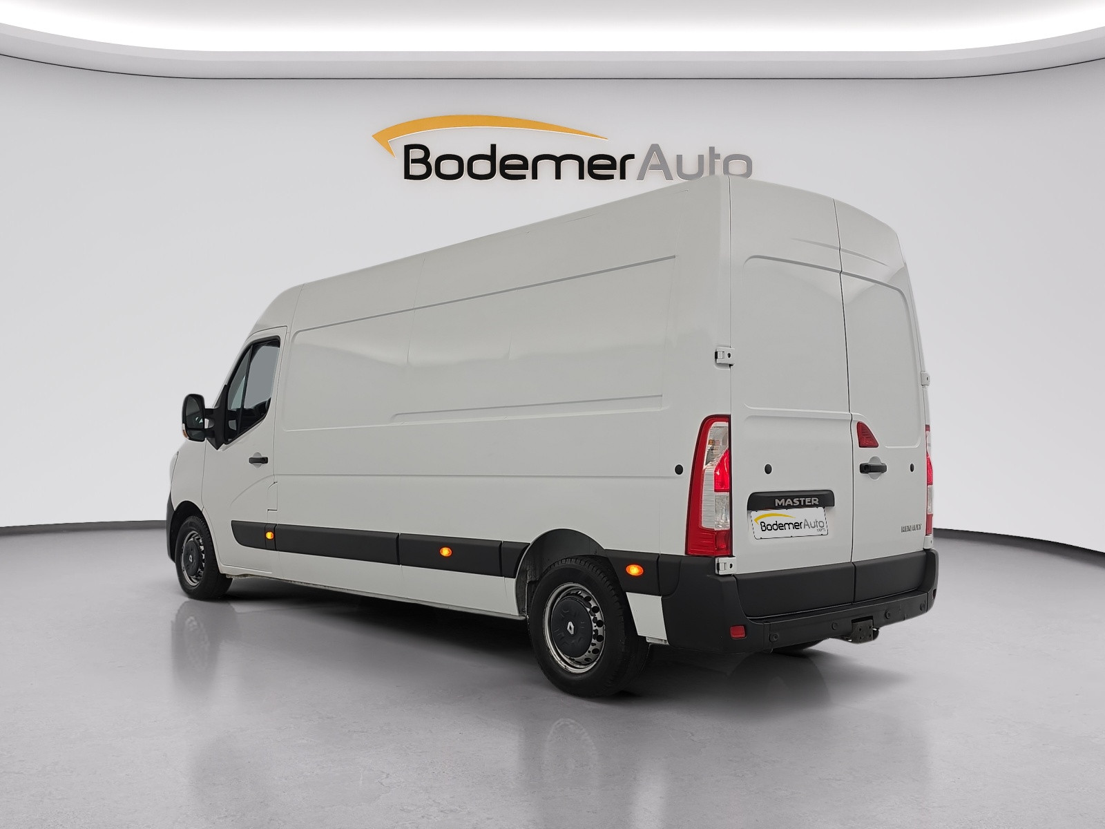Vente en ligne Renault Master Fourgon MASTER FGN TRAC F3500 L3H2 ENERGY DCI 180 au prix de 21 990 €