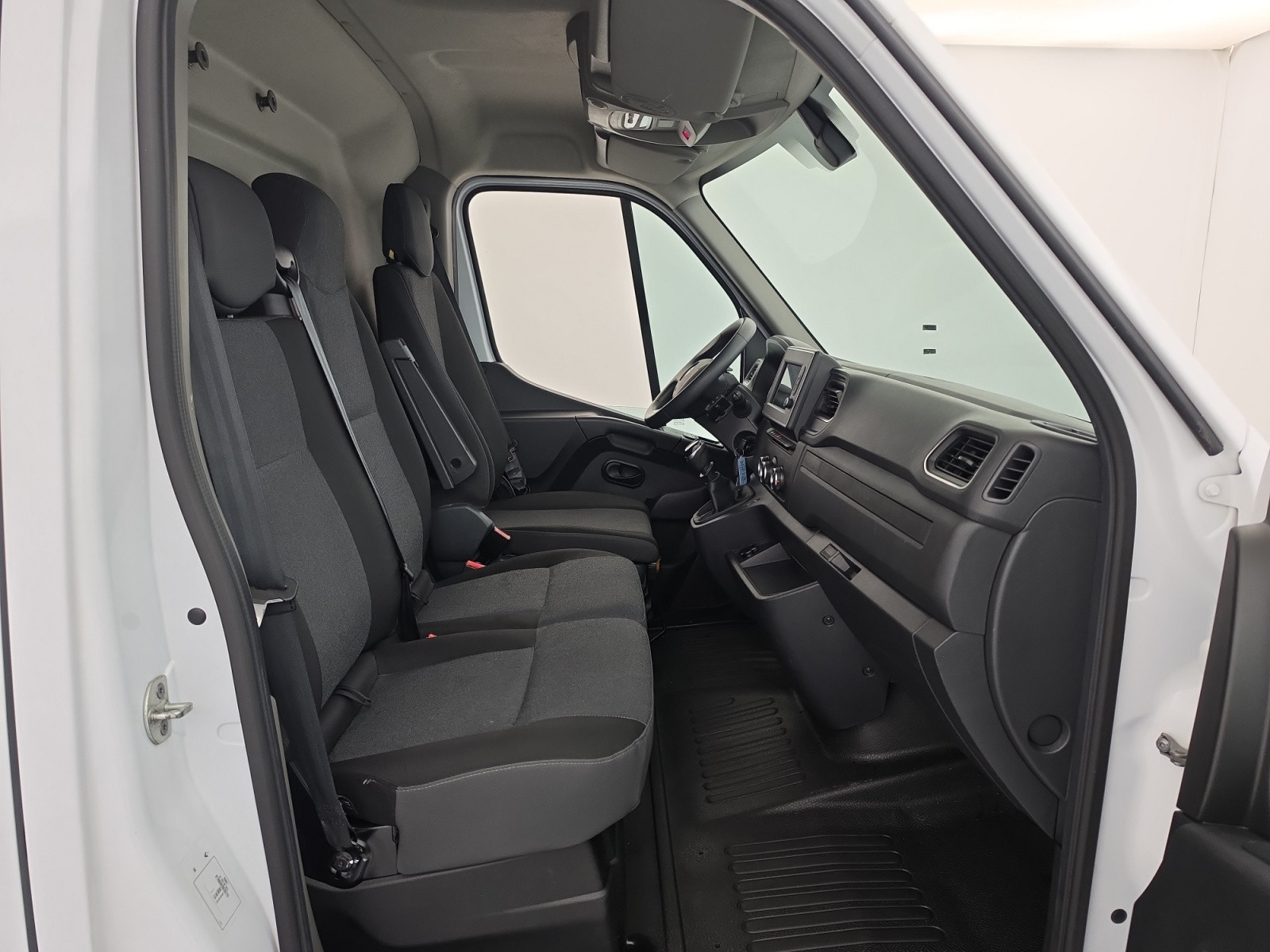 Vente en ligne Renault Master Fourgon MASTER FGN TRAC F3500 L3H2 ENERGY DCI 180 au prix de 21 990 €