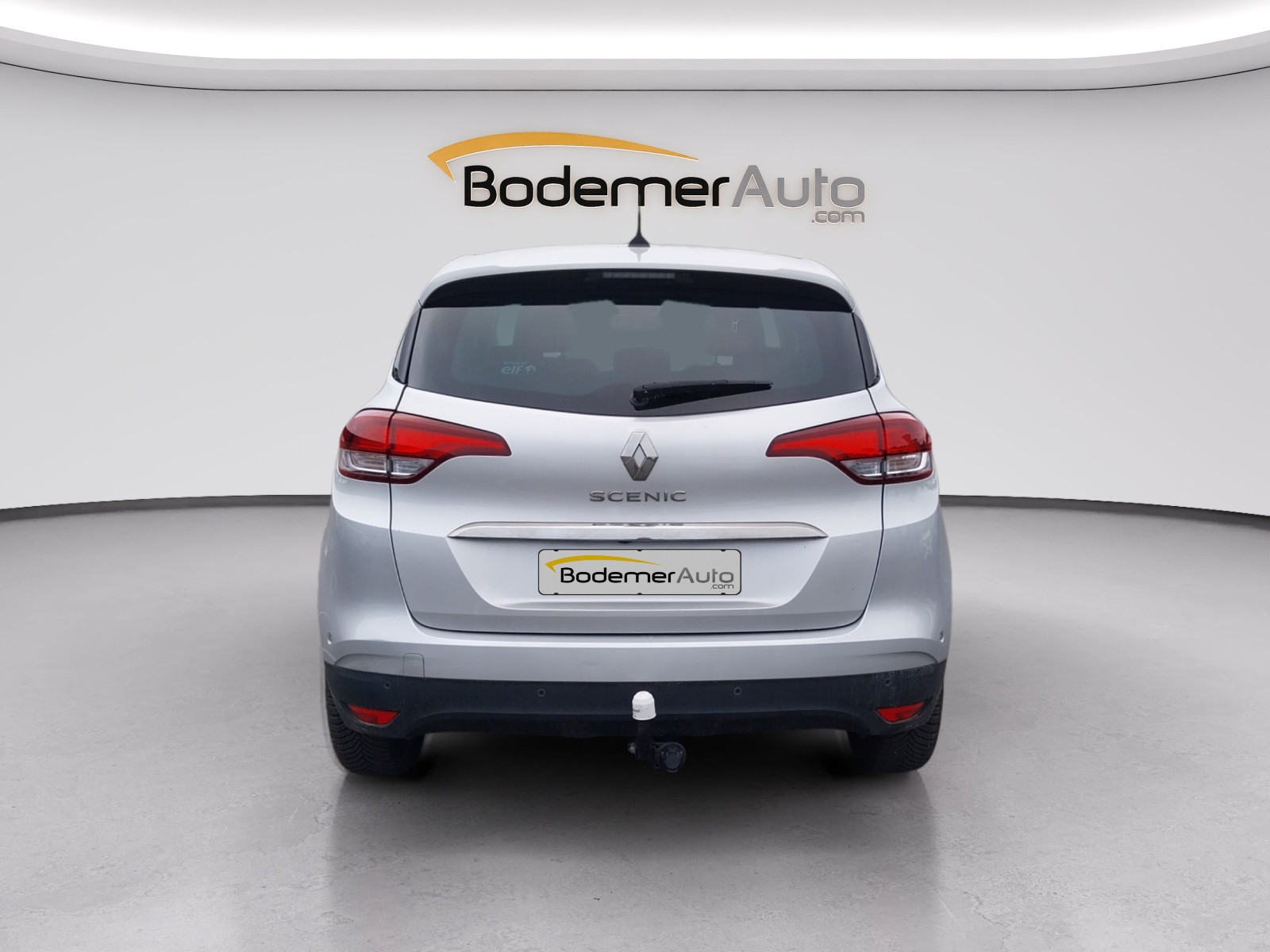 Vente en ligne Renault Scenic 4 Scenic Blue dCi 120 EDC au prix de 13 760 €