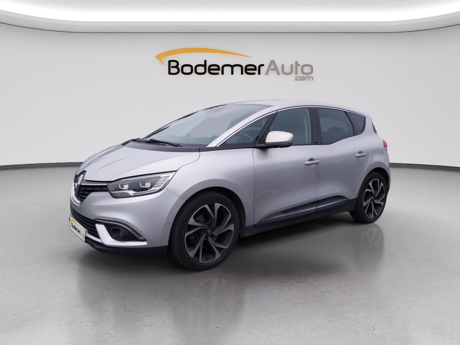 Renault Scenic 4 Scenic Blue dCi 120 EDC occasion de 2019 en vente à Saint-Lô