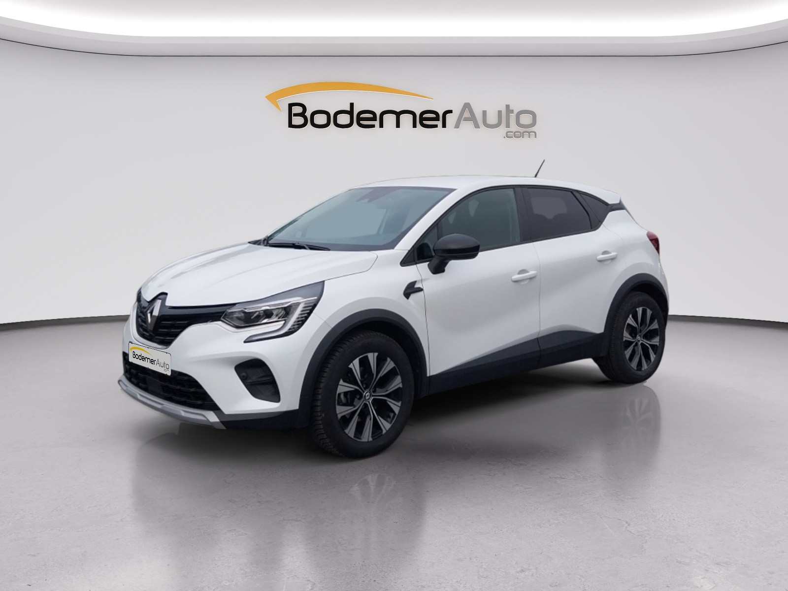 Renault Captur  E-Tech full hybrid 145 occasion de 2023 en vente à Saint-Lô