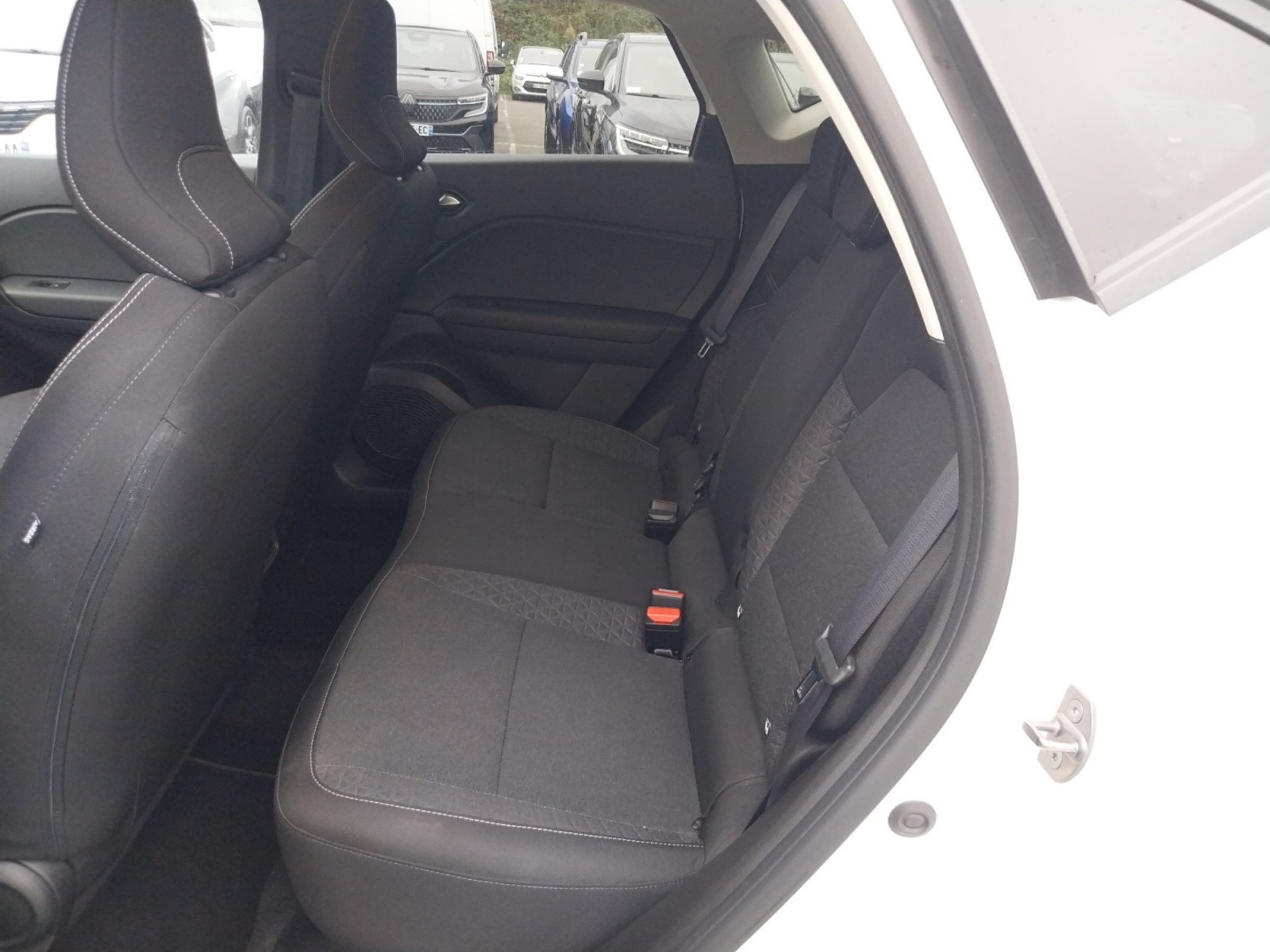 Vente en ligne Renault Captur  E-Tech full hybrid 145 au prix de 16 990 €