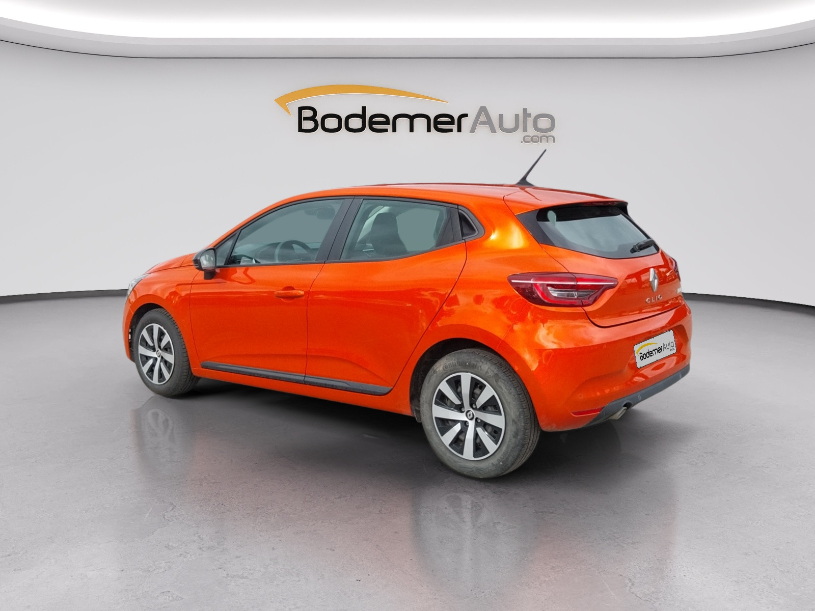 Vente en ligne Renault Clio 5 Clio TCe 90 au prix de 14 790 €