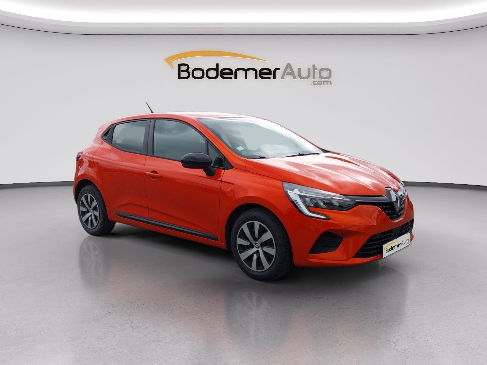 Vente en ligne Renault Clio 5 Clio TCe 90 au prix de 14 790 €