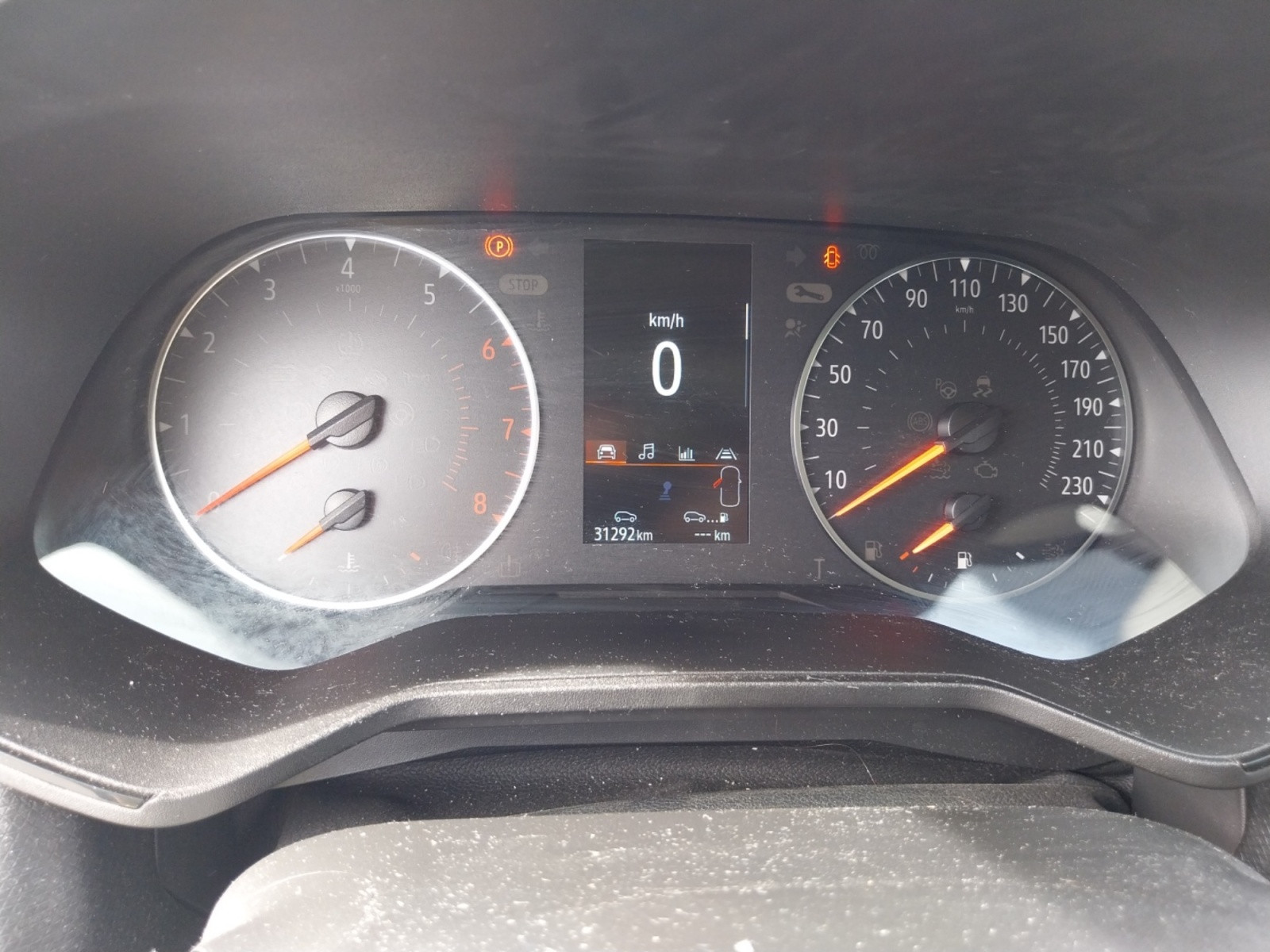 Vente en ligne Renault Clio 5 Clio TCe 90 au prix de 13 540 €