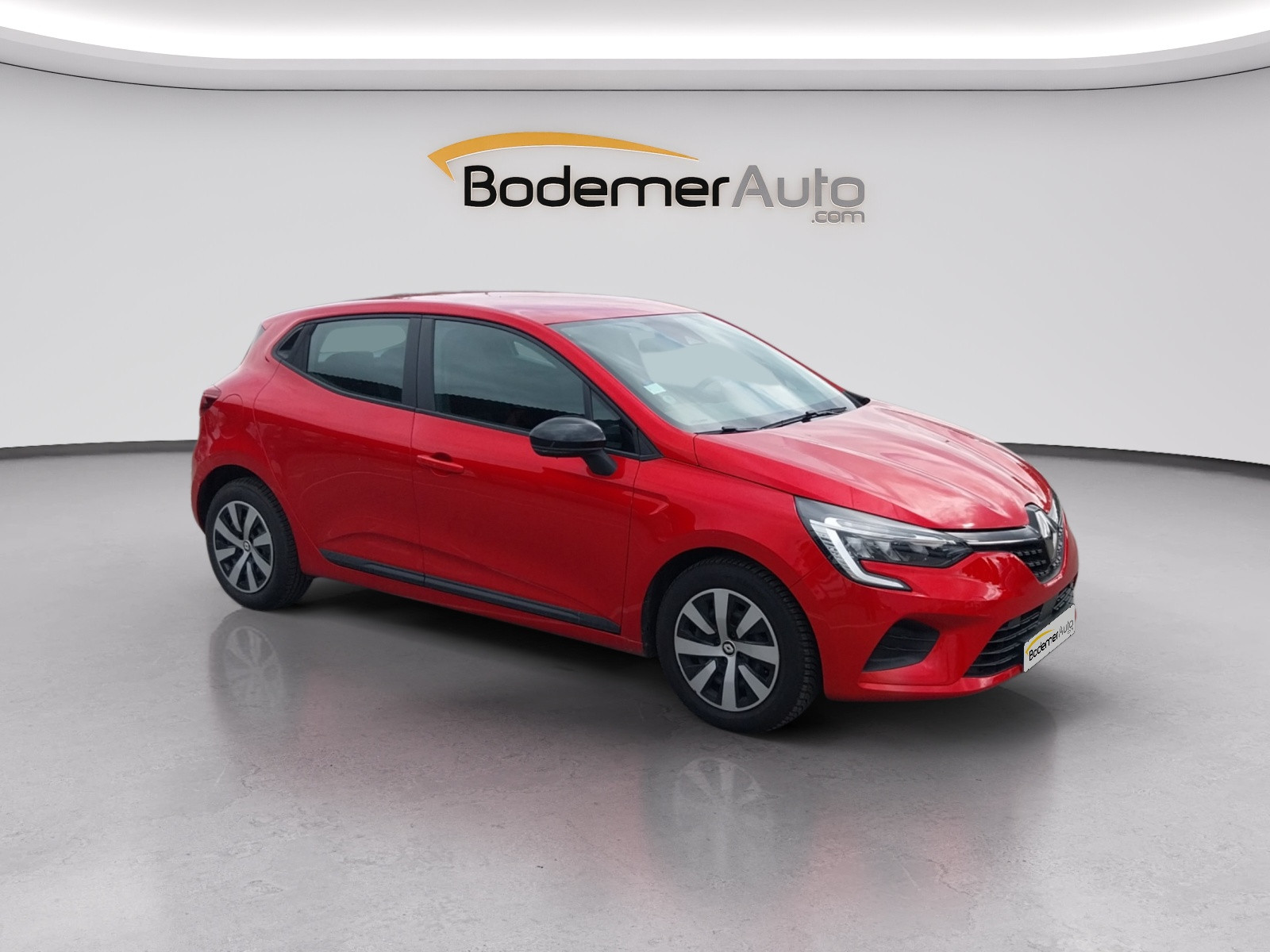 Vente en ligne Renault Clio 5 Clio TCe 90 au prix de 13 770 €