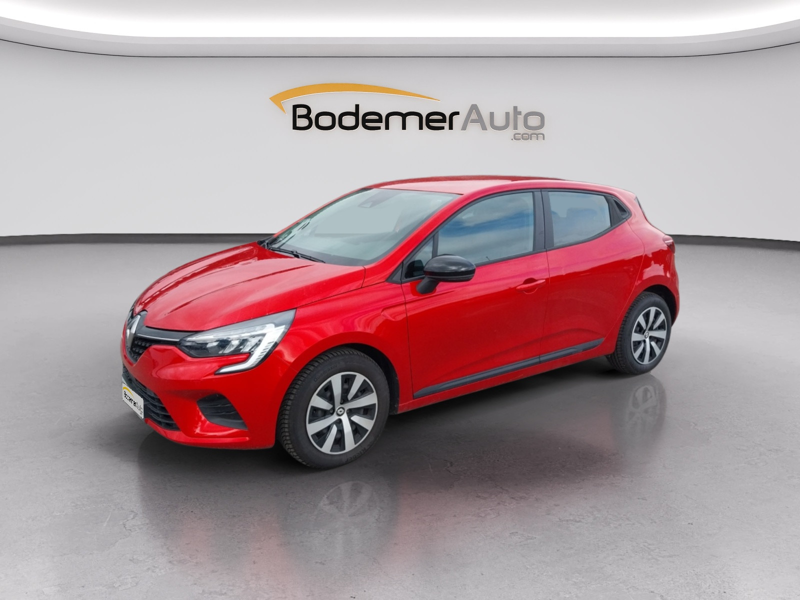 Renault Clio 5 Clio TCe 90 occasion de 2023 en vente à Saint-Lô