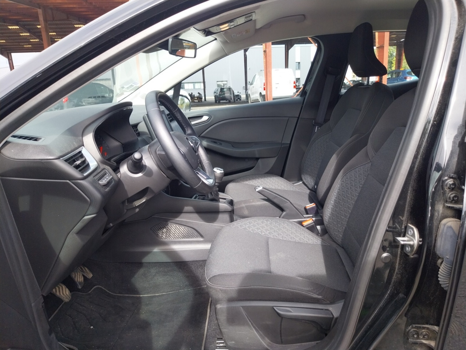 Vente en ligne Renault Clio 5 Clio TCe 90 au prix de 13 540 €
