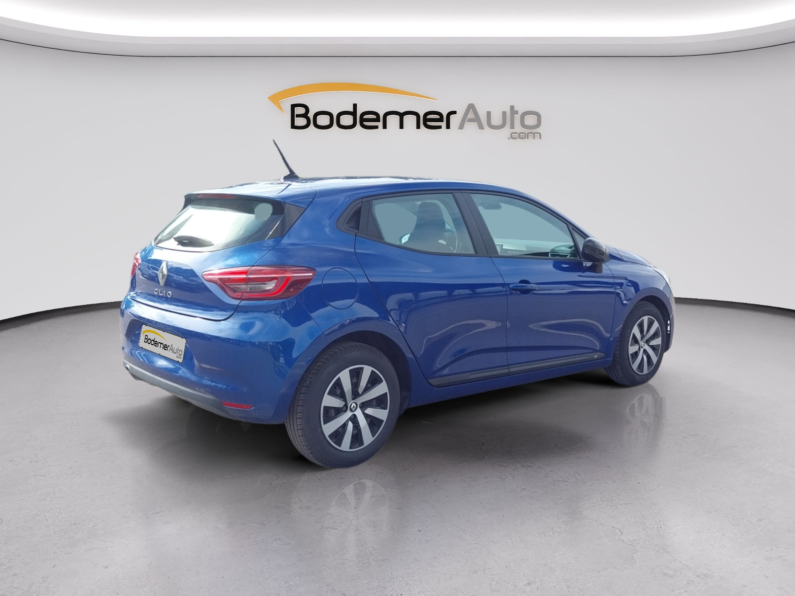 Vente en ligne Renault Clio 5 Clio TCe 90 au prix de 13 350 €