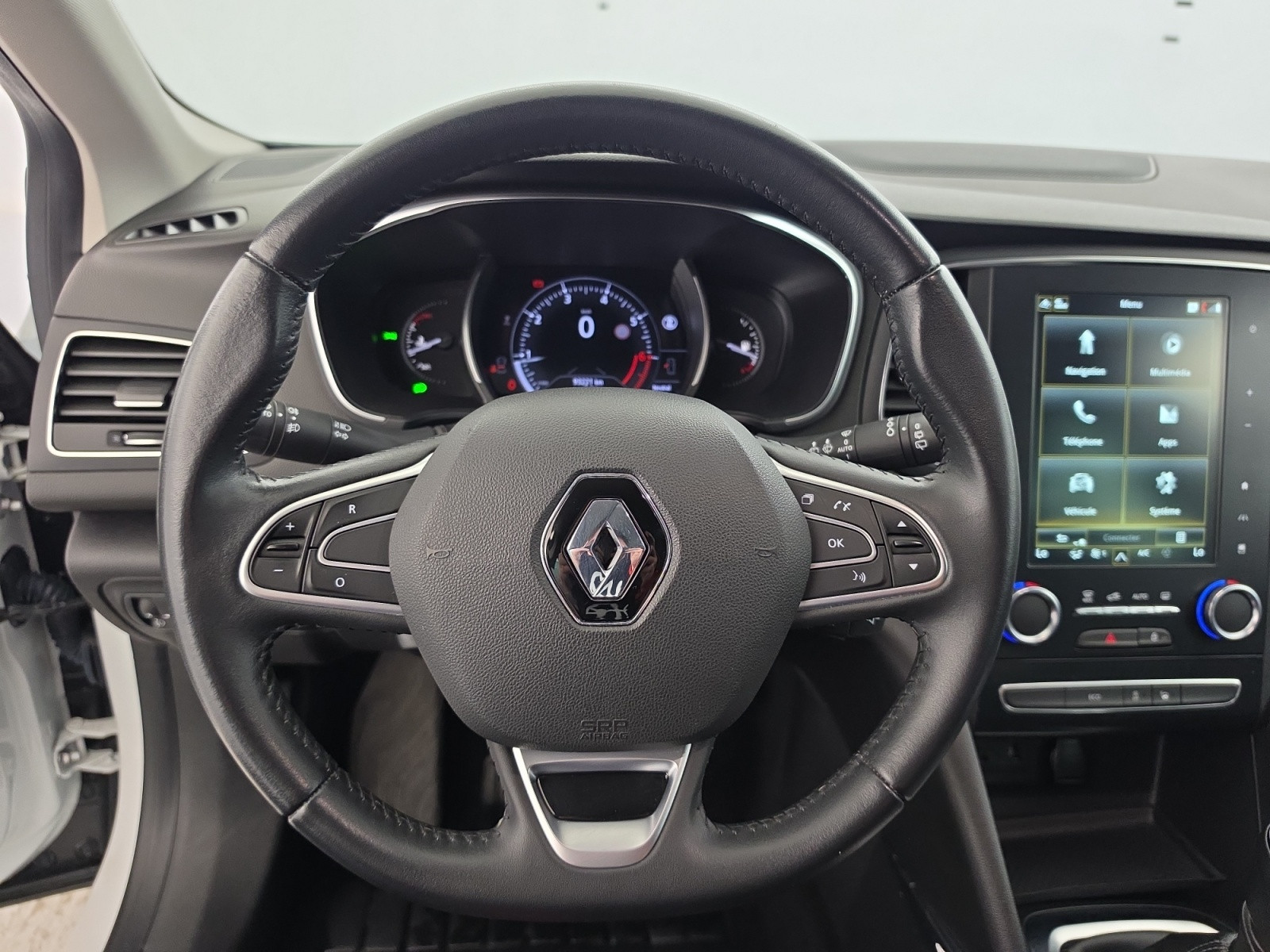 Vente en ligne Renault Megane 4 Estate Mégane IV Estate TCe 140 FAP au prix de 12 490 €