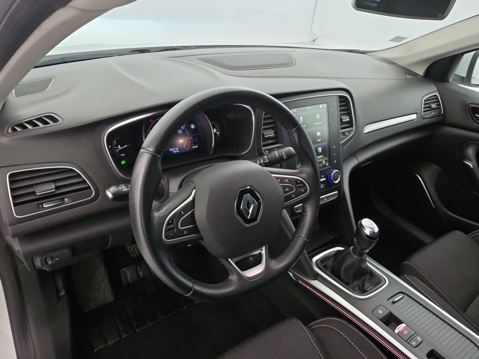 Vente en ligne Renault Megane 4 Estate Mégane IV Estate TCe 140 FAP au prix de 12 490 €