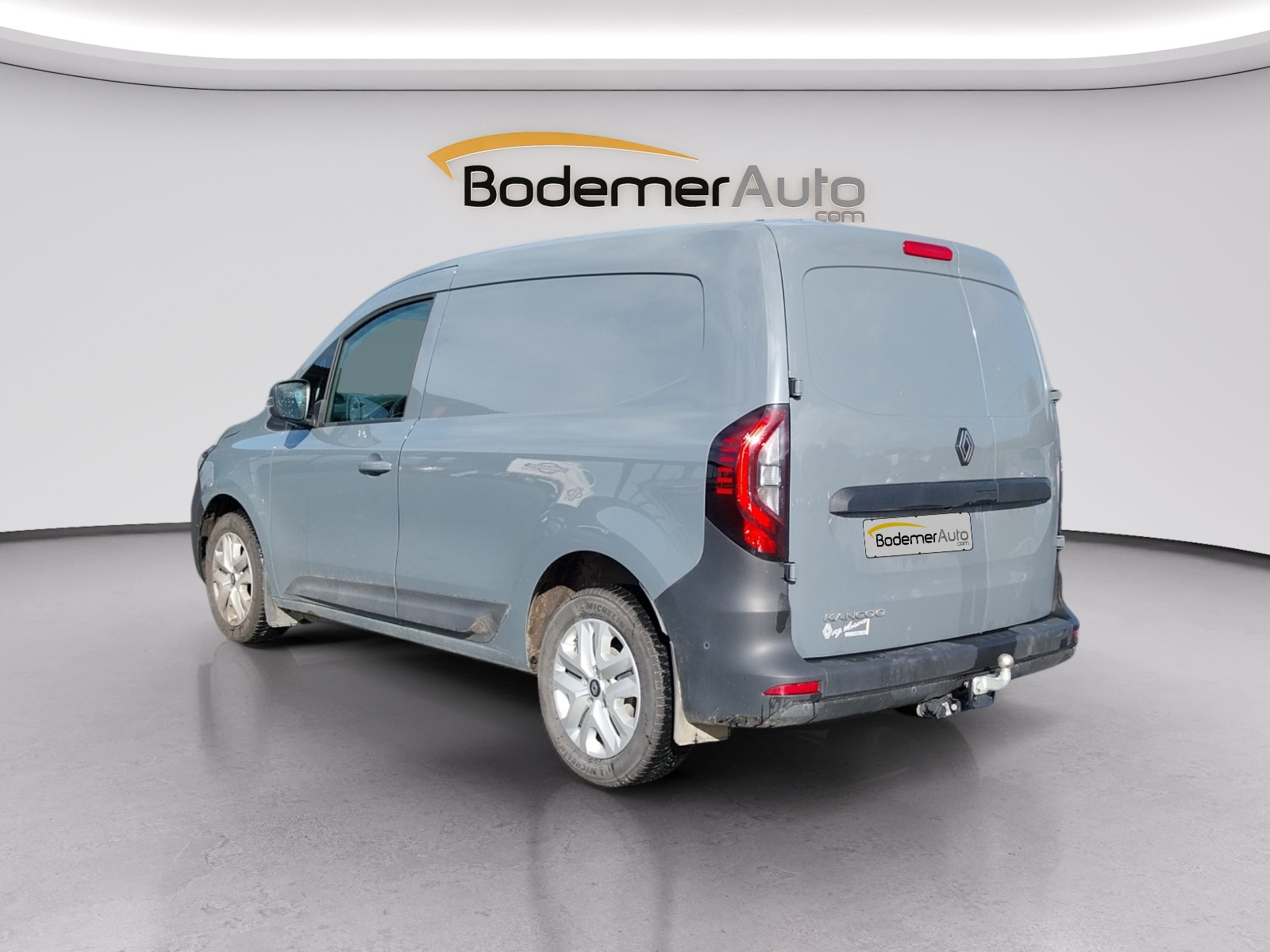 Vente en ligne Renault Kangoo Van  FG TOLE BLUE DCI 115 L1 AUTO GSR2 au prix de 18 990 €