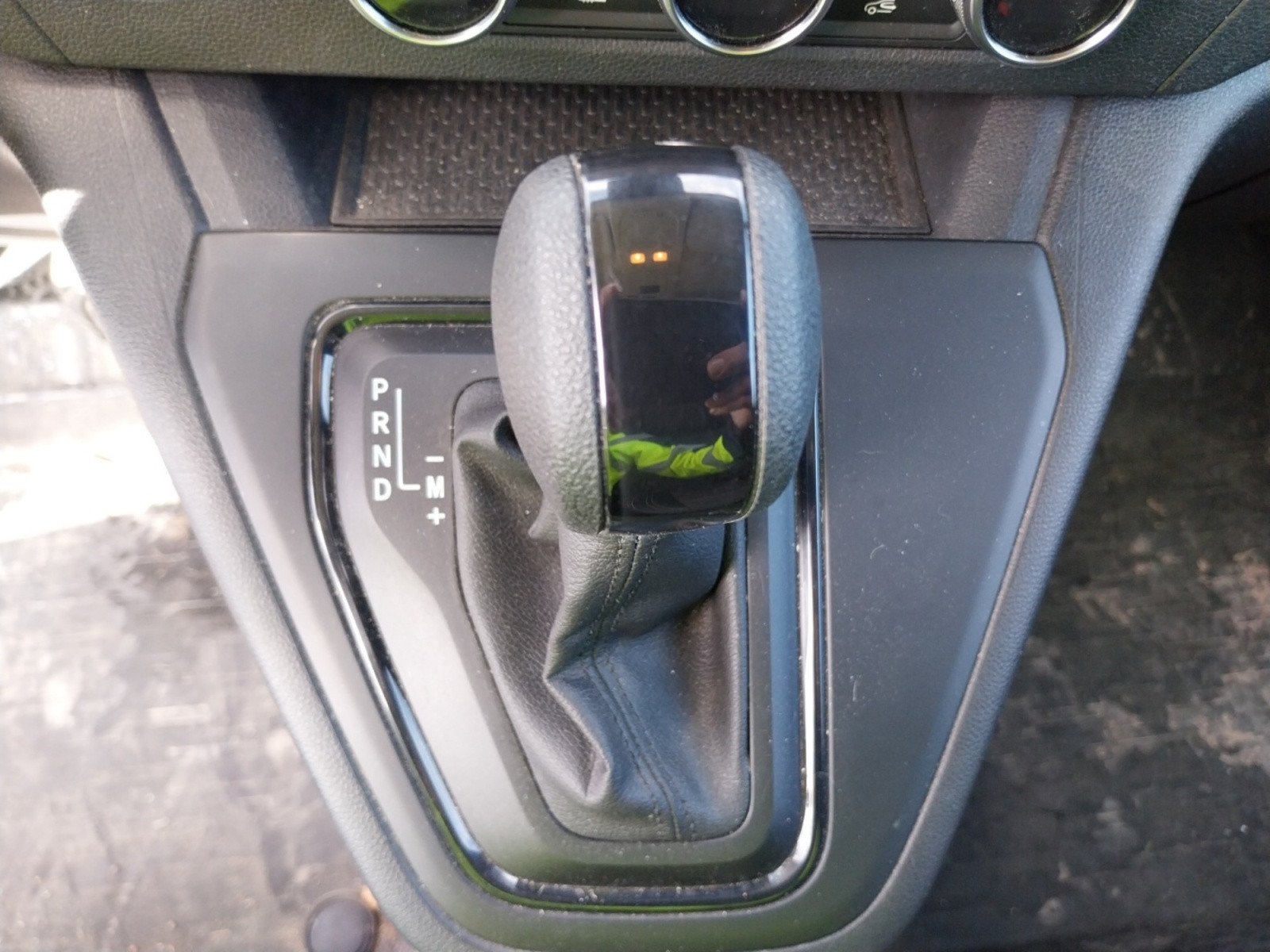 Vente en ligne Renault Kangoo Van  FG TOLE BLUE DCI 115 L1 AUTO GSR2 au prix de 18 990 €