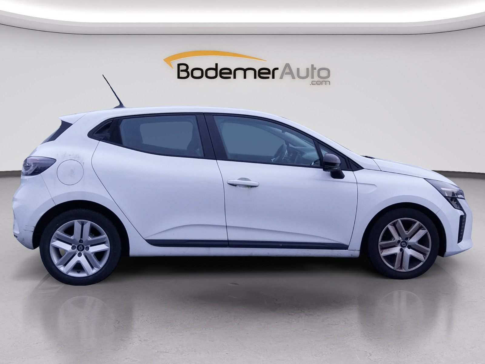 Vente en ligne Renault Clio 5 Clio TCe 100 GPL au prix de 14 750 €