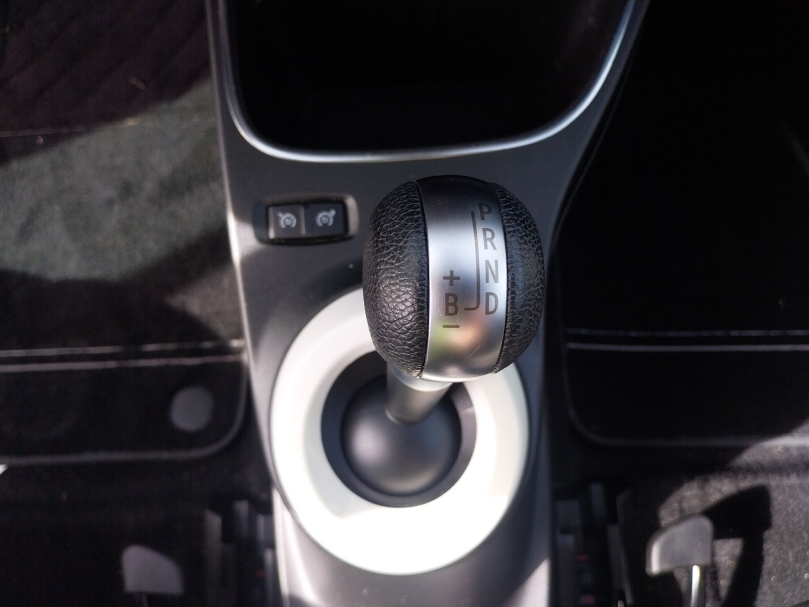 Vente en ligne Renault Twingo Electrique Twingo III E-Tech au prix de 14 390 €
