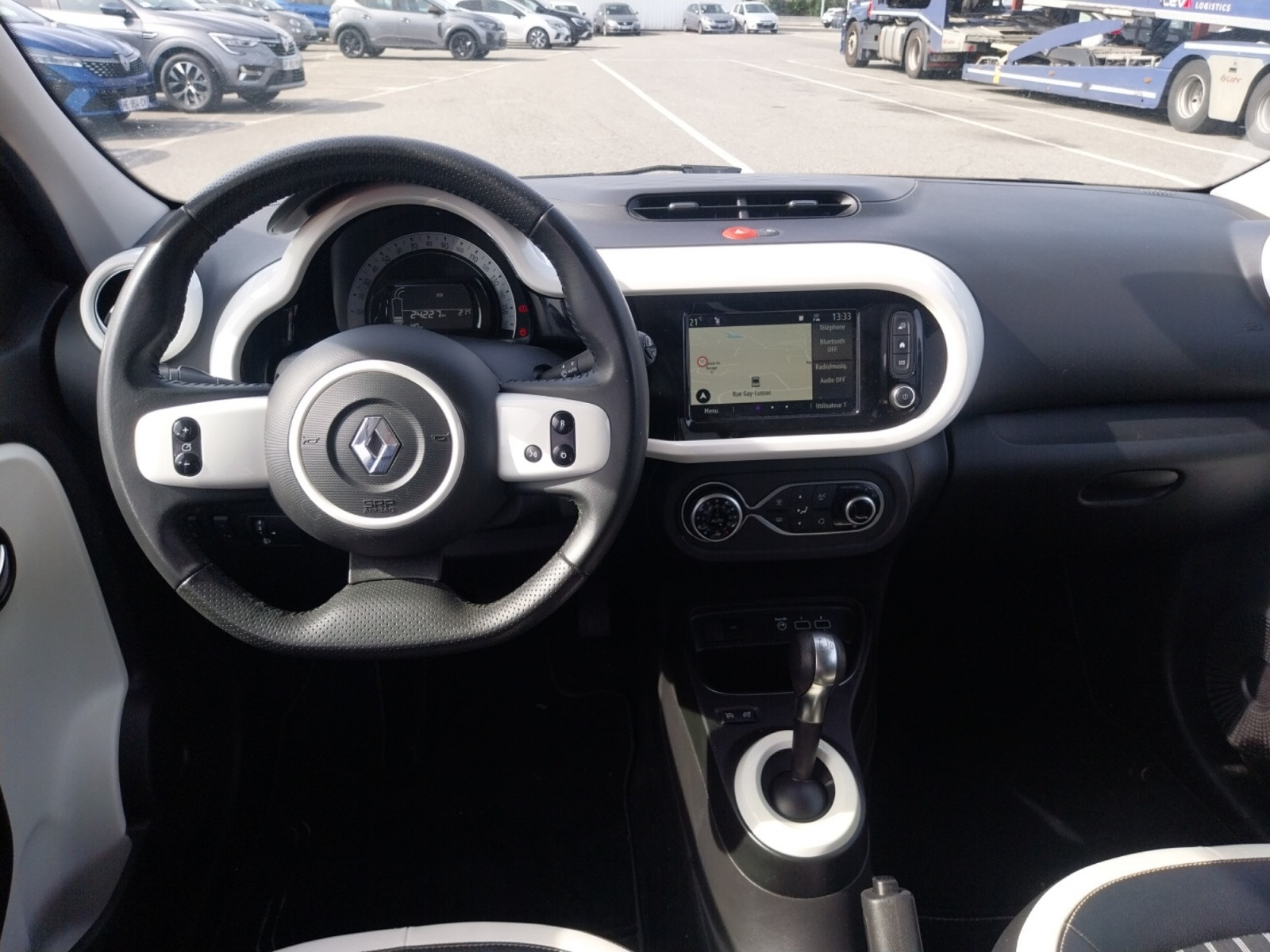 Vente en ligne Renault Twingo Electrique Twingo III E-Tech au prix de 14 390 €