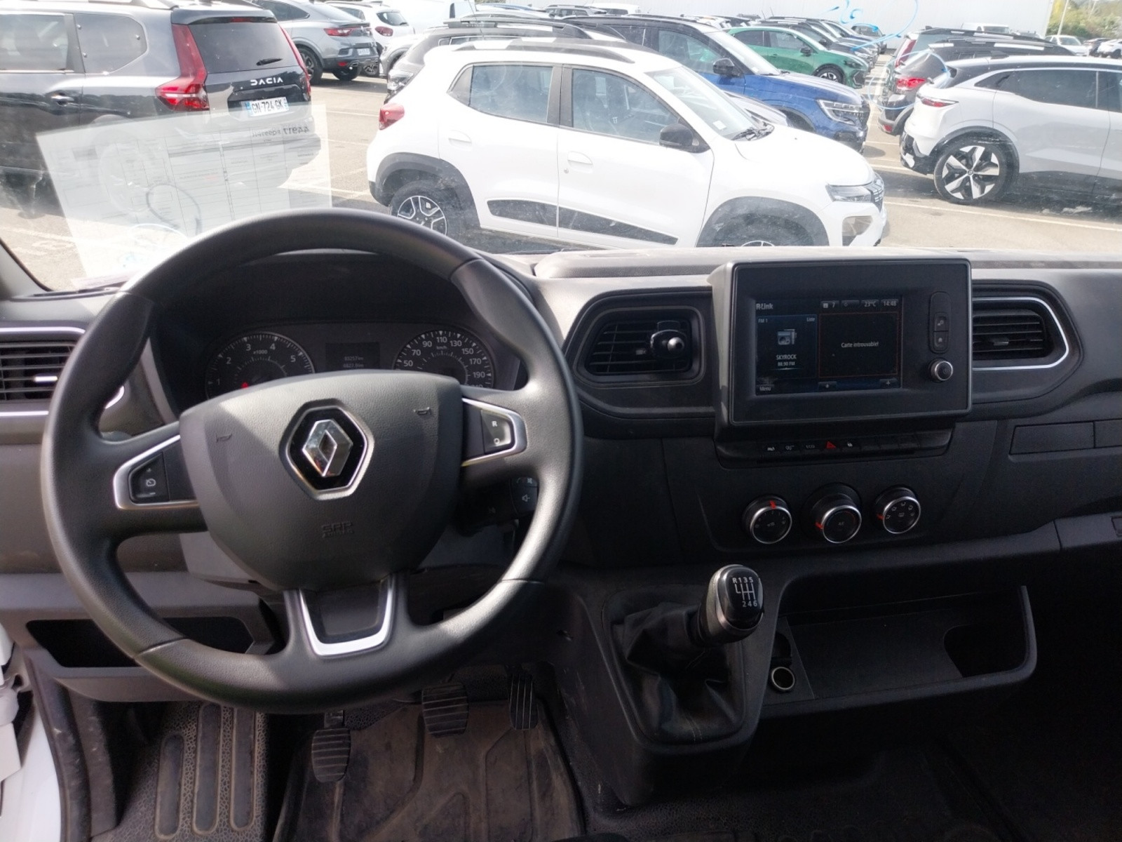Vente en ligne Renault Master Fourgon MASTER FGN TRAC F3500 L3H2 ENERGY DCI 180 au prix de 21 990 €