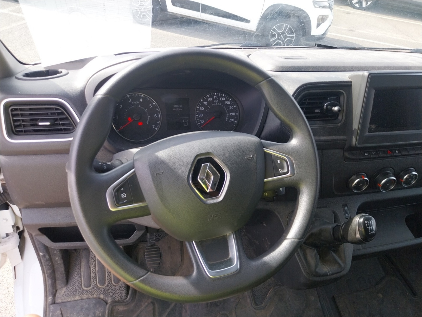 Vente en ligne Renault Master Fourgon MASTER FGN TRAC F3500 L3H2 ENERGY DCI 180 au prix de 21 990 €