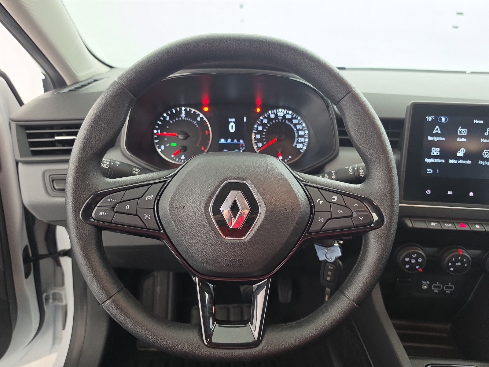 Vente en ligne Renault Clio 5 CLIO SOCIETE BLUE DCI 100 - 21N au prix de 11 990 €