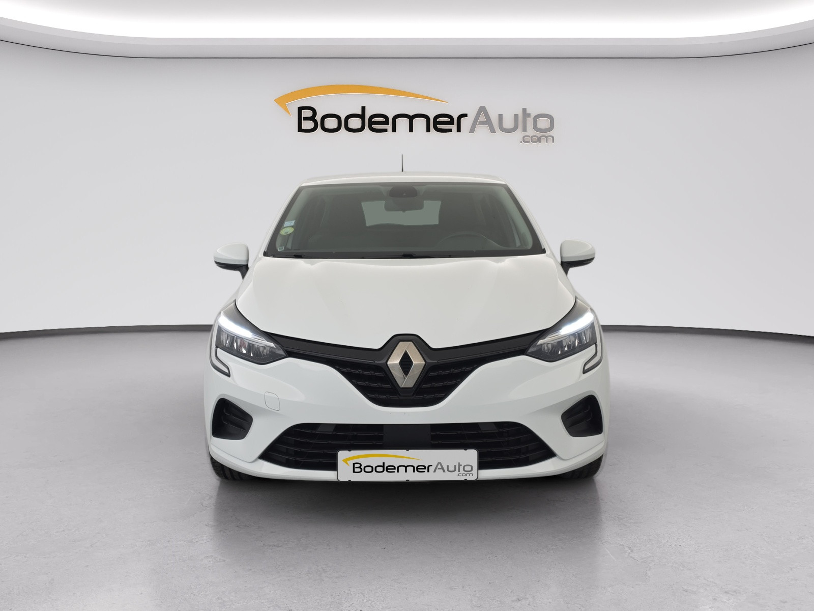 Vente en ligne Renault Clio 5 CLIO SOCIETE BLUE DCI 100 - 21N au prix de 11 990 €