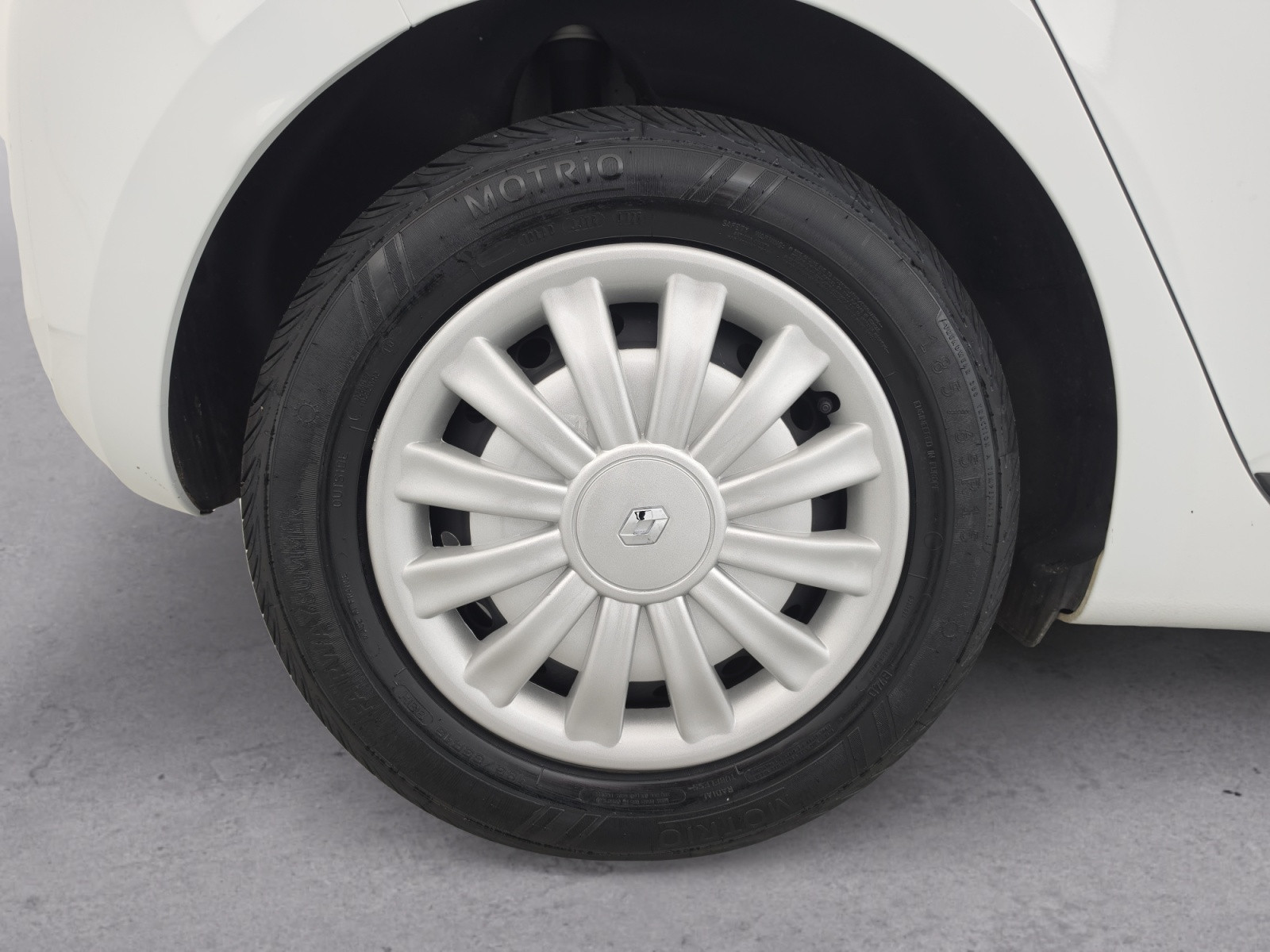 Vente en ligne Renault Clio 5 CLIO SOCIETE BLUE DCI 100 - 21N au prix de 11 990 €
