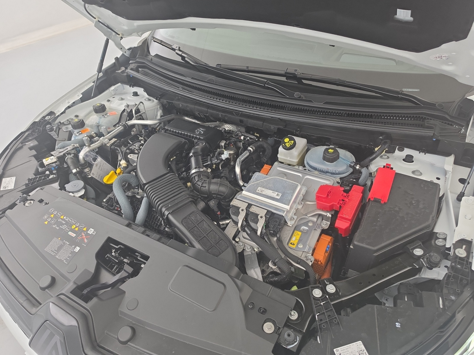 Vente en ligne Renault Austral  E-Tech full hybrid 200 GSR2 au prix de 35 990 €