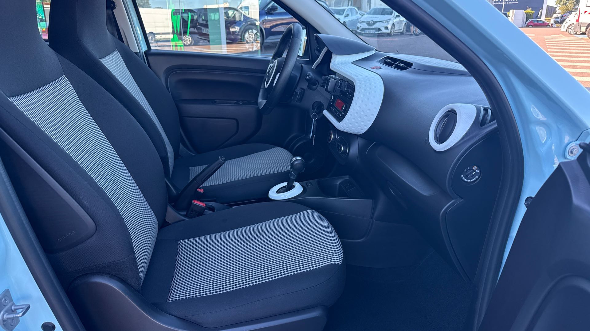 Vente en ligne Renault Twingo Electrique Twingo III E-Tech au prix de 12 690 €