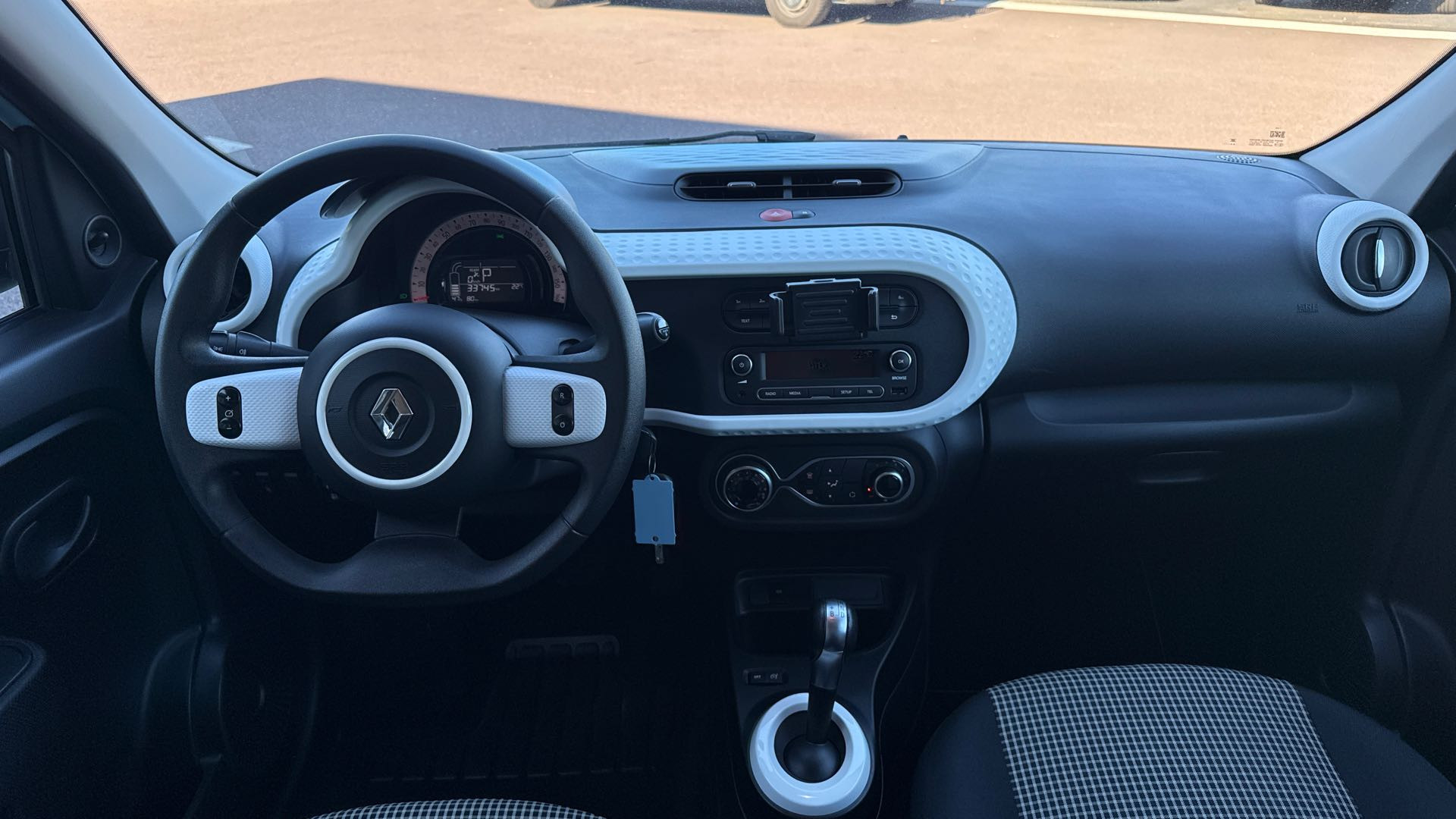 Vente en ligne Renault Twingo Electrique Twingo III E-Tech au prix de 12 690 €