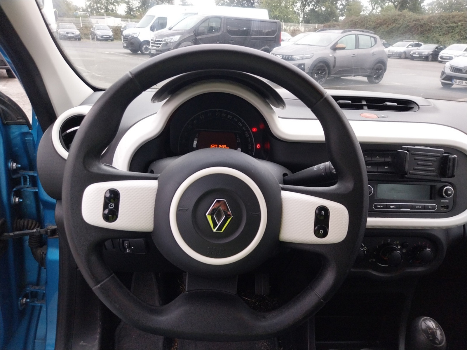 Vente en ligne Renault Twingo 3  1.0 SCe 70 eco2 au prix de 5 990 €