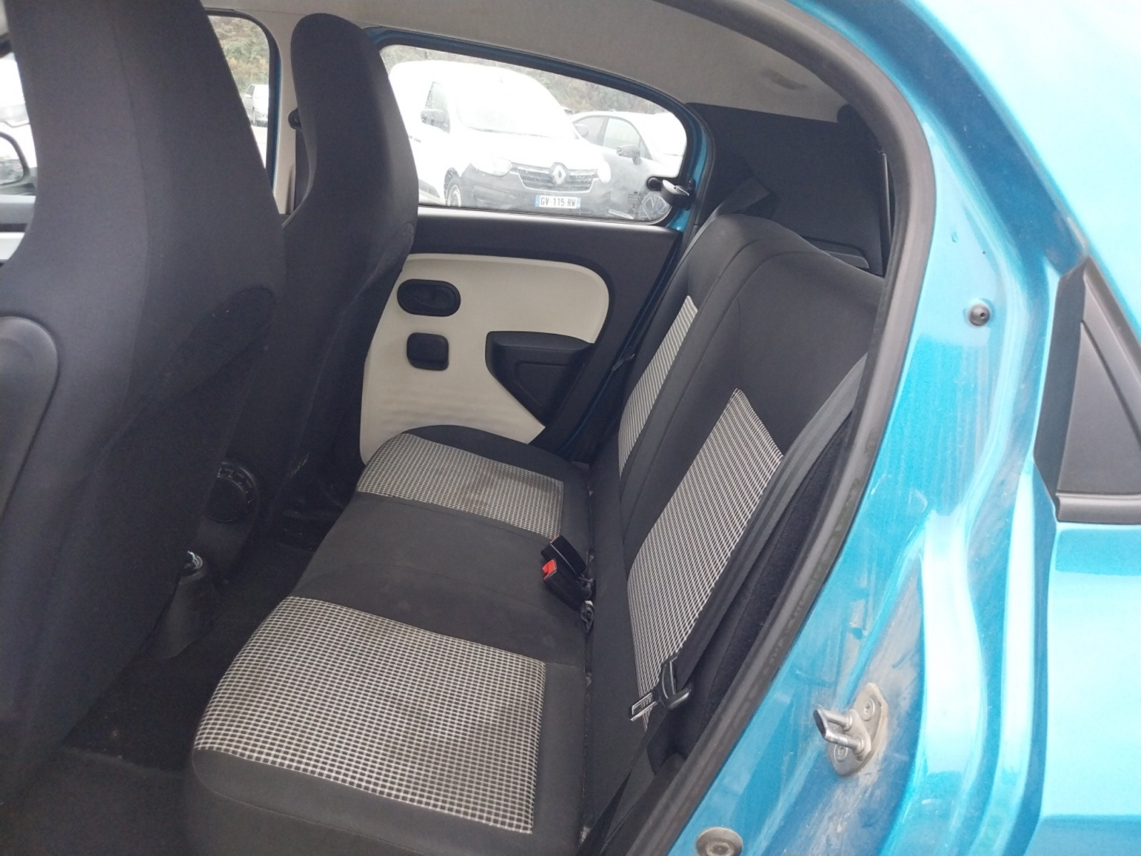 Vente en ligne Renault Twingo 3  1.0 SCe 70 eco2 au prix de 5 990 €