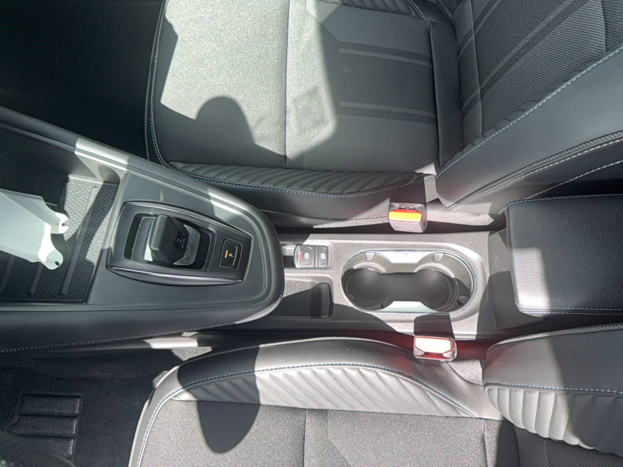 Vente en ligne Renault Captur  E-Tech full hybrid 160 ch au prix de 28 880 €