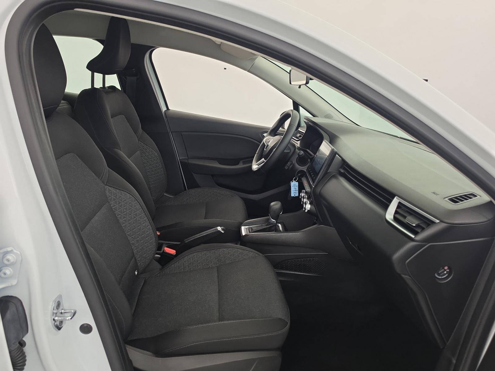 Vente en ligne Renault Clio 5 CLIO SOCIETE E-TECH 140 - 21N au prix de 13 290 €