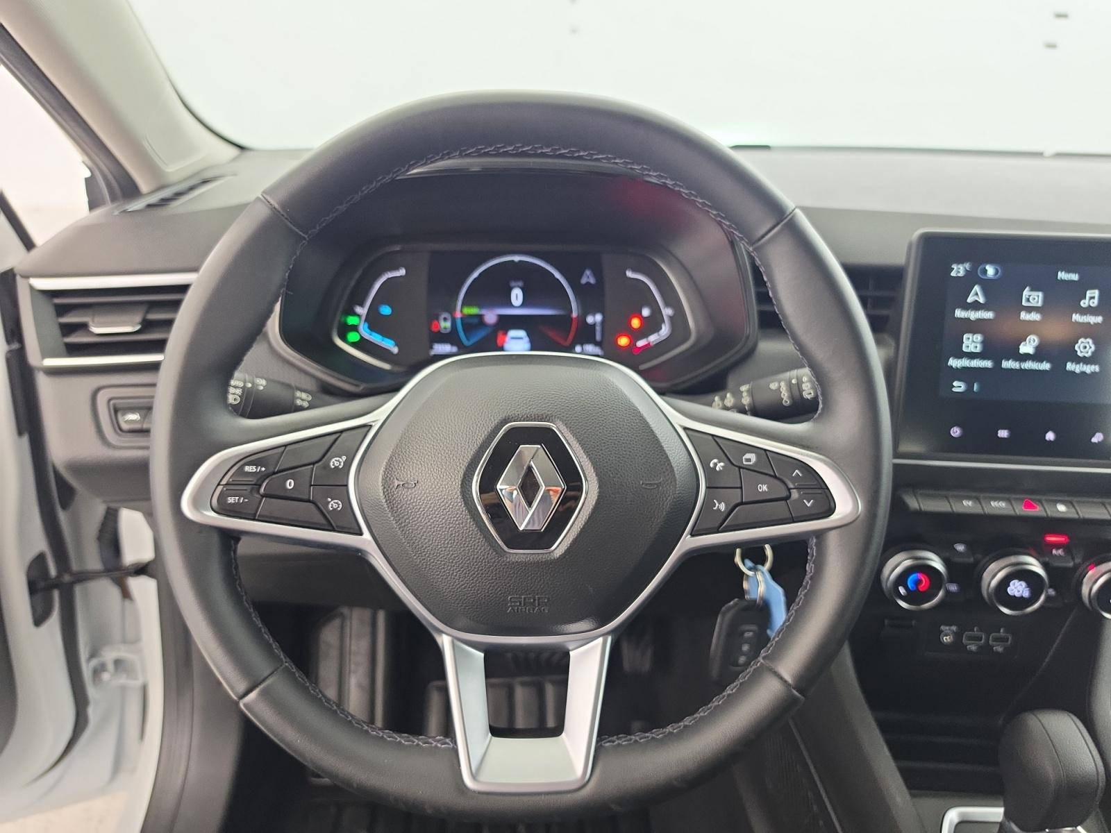 Vente en ligne Renault Clio 5 CLIO SOCIETE E-TECH 140 - 21N au prix de 13 290 €
