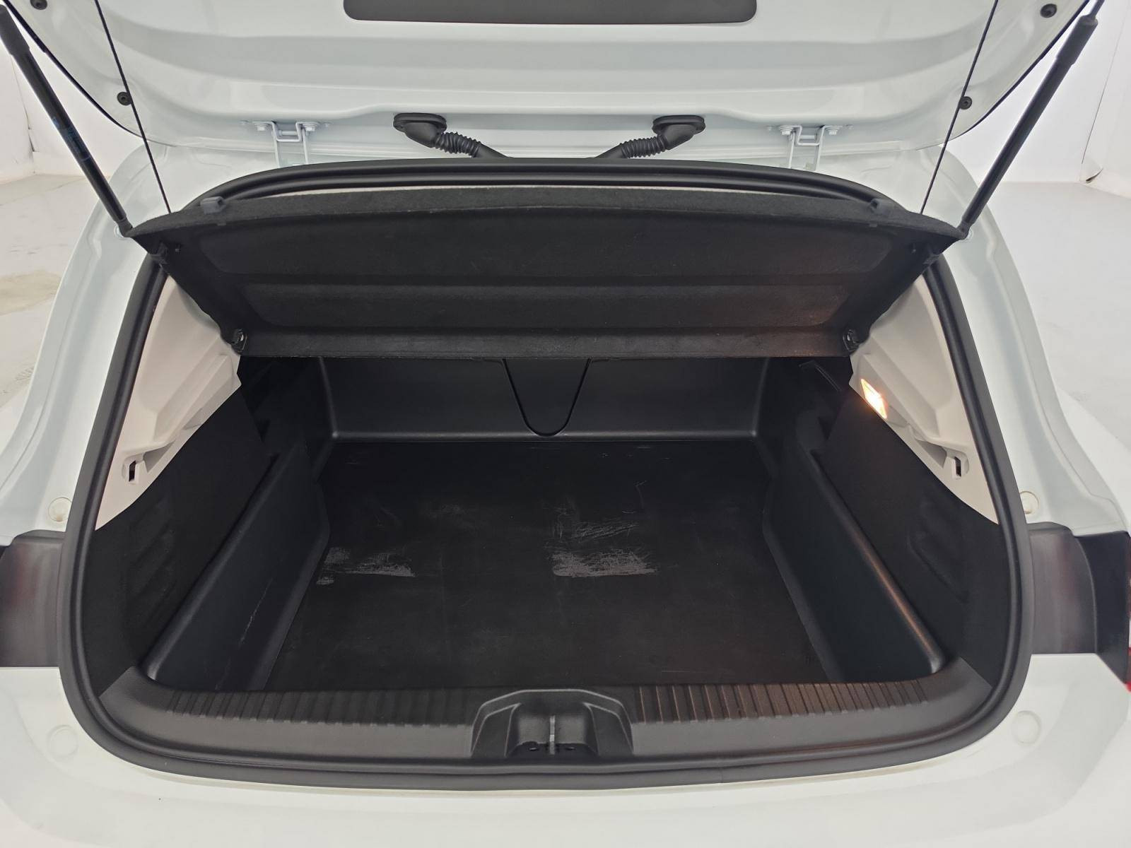 Vente en ligne Renault Clio 5 CLIO SOCIETE E-TECH 140 - 21N au prix de 13 290 €