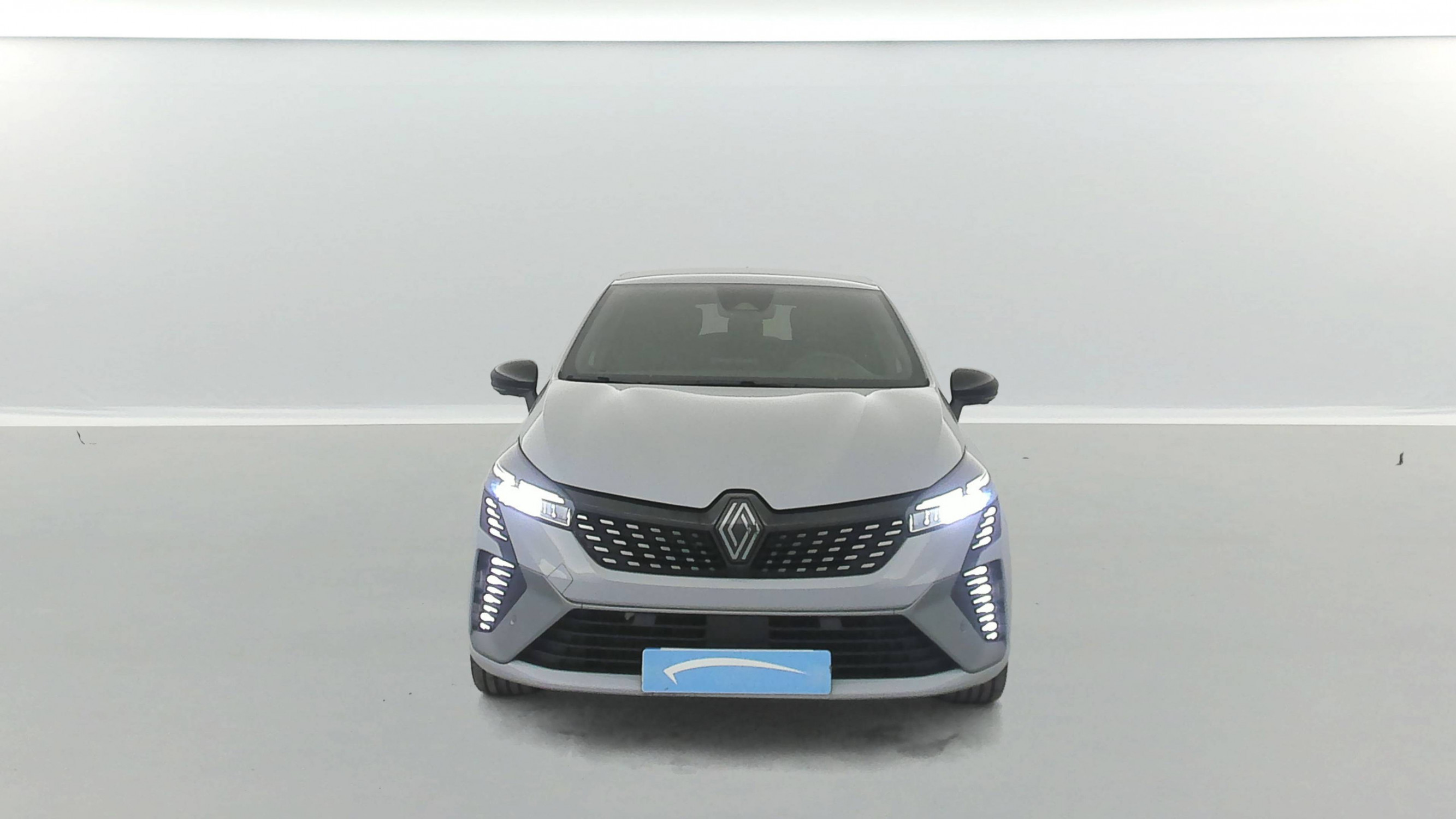 Vente en ligne Renault Clio 5 Clio E-Tech full hybrid 145 au prix de 20 690 €