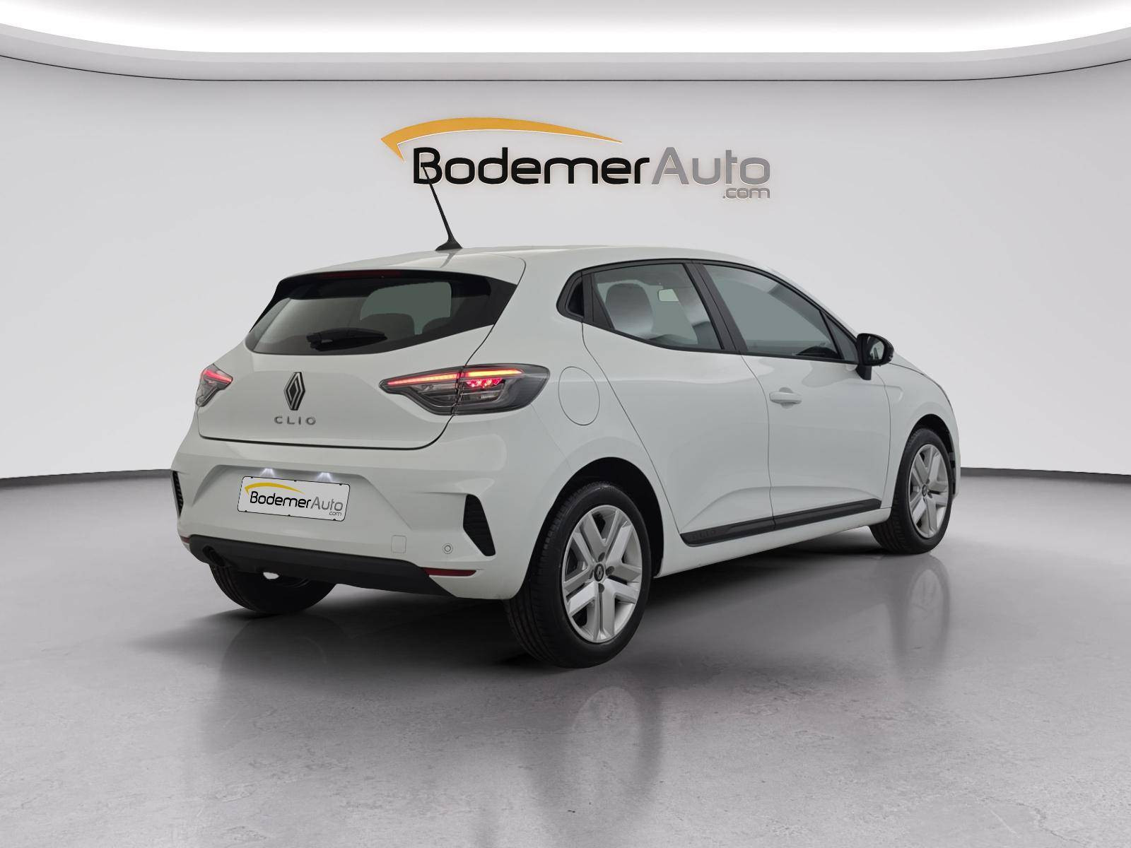 Vente en ligne Renault Clio 5 Clio Blue dCi 100 ch GSR2 au prix de 17 990 €