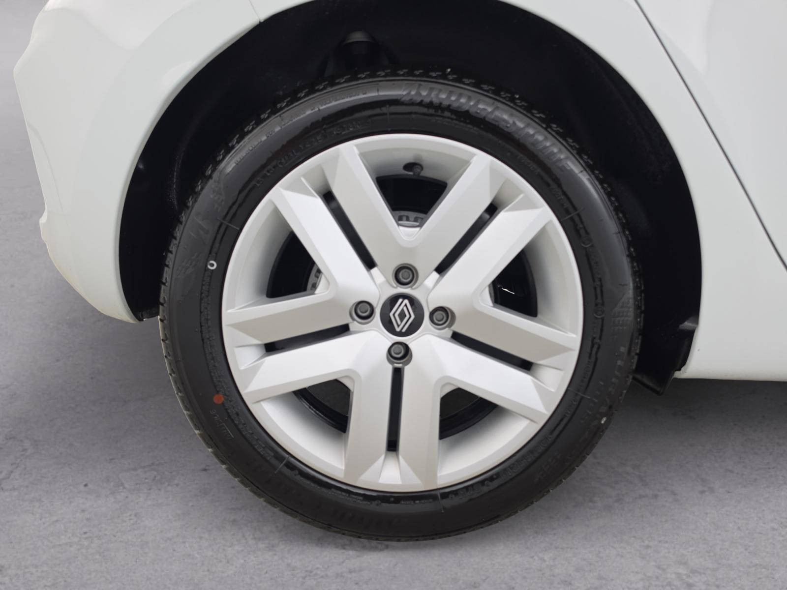 Vente en ligne Renault Clio 5 Clio Blue dCi 100 ch GSR2 au prix de 17 990 €