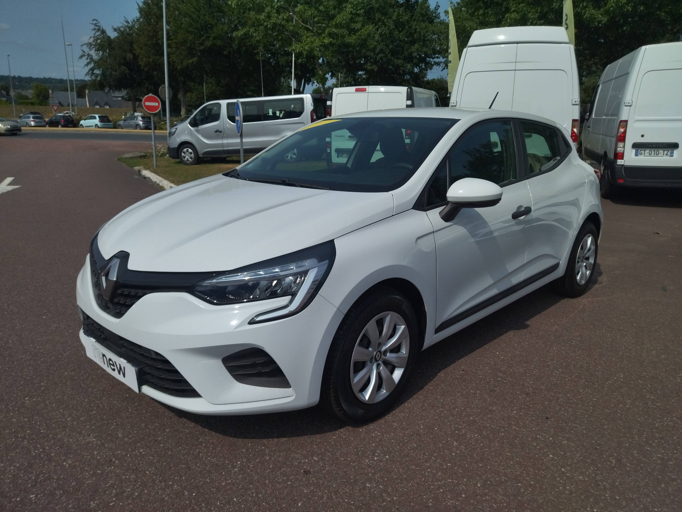 Renault Clio 5 CLIO SOCIETE BLUE DCI 100 - 21N occasion de 2022 en vente à Saint-Lô