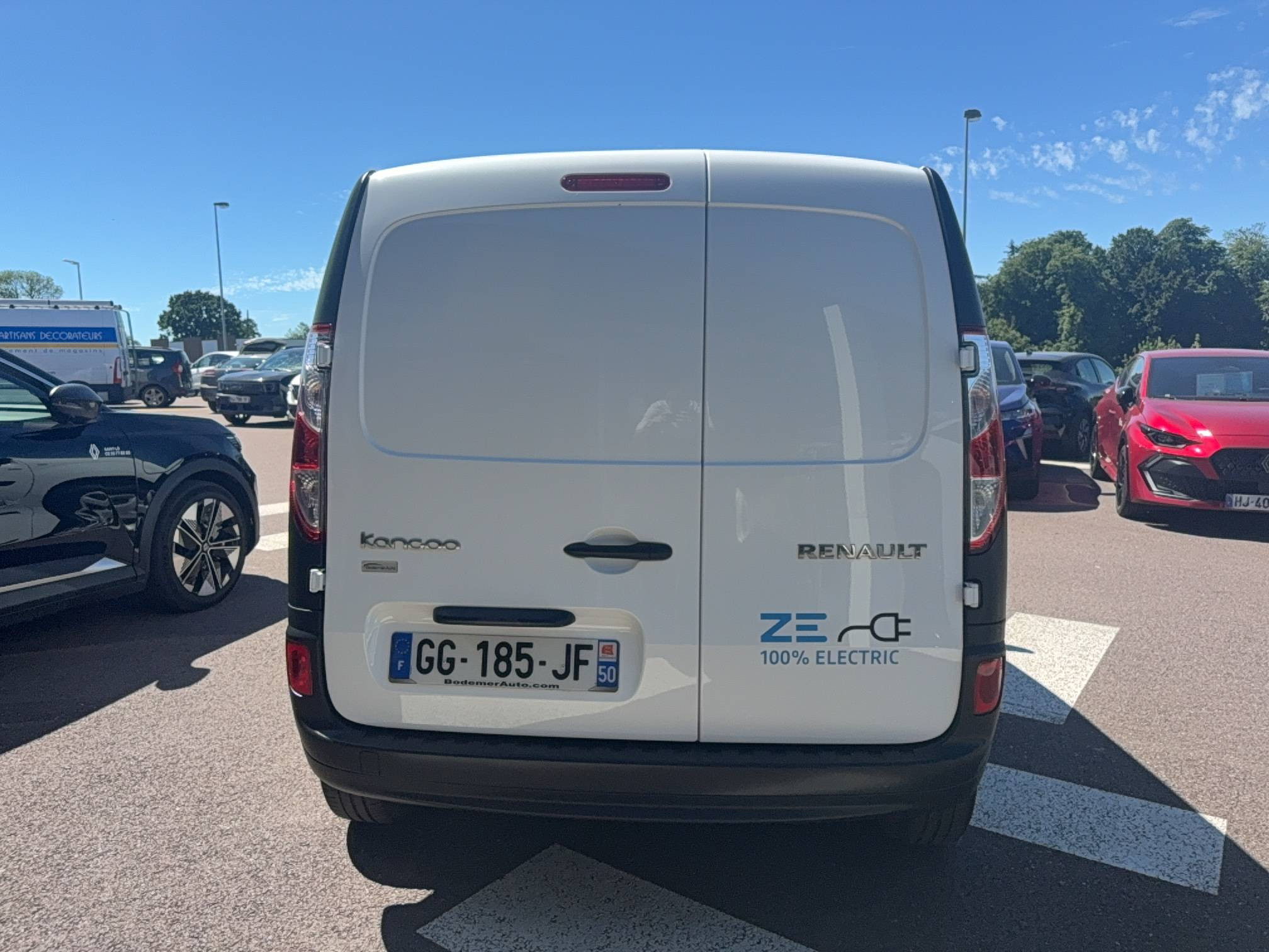 Vente en ligne Renault Kangoo E-Tech KANGOO ELECTRIQUE ACHAT INTEGRAL au prix de 12 990 €