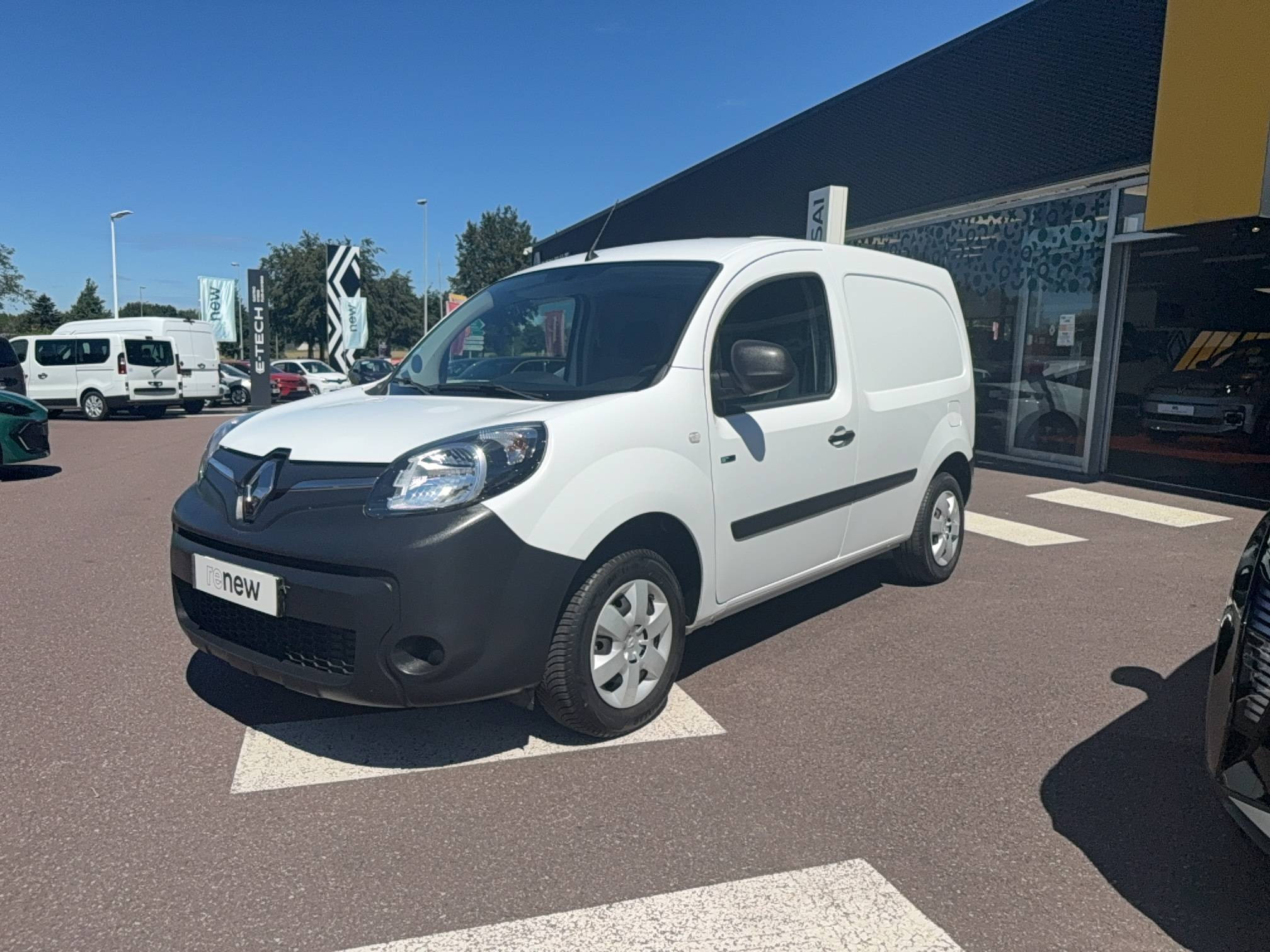 Vente en ligne Renault Kangoo E-Tech KANGOO ELECTRIQUE ACHAT INTEGRAL au prix de 12 990 €