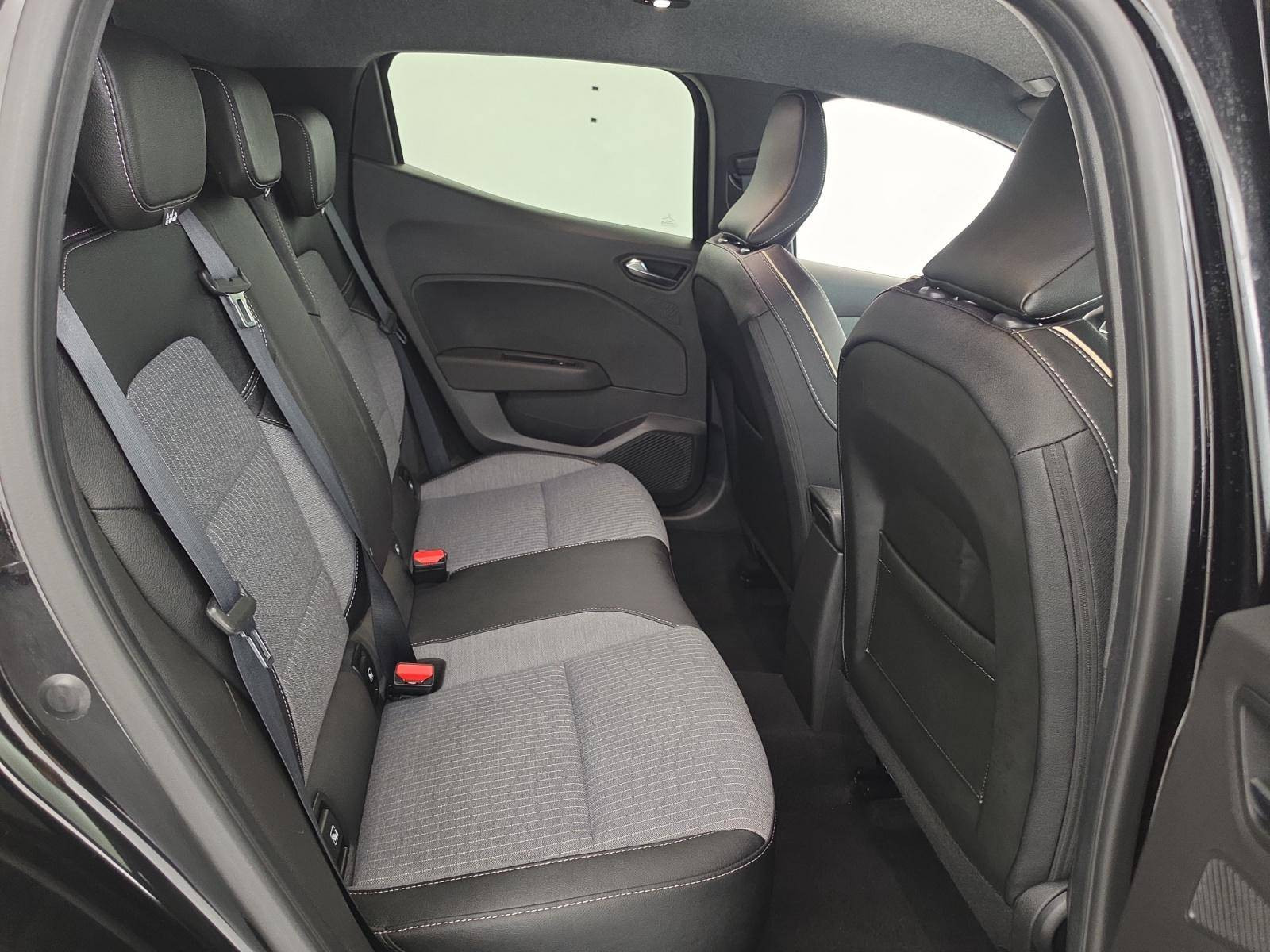 Vente en ligne Renault Clio 5 Clio TCe 90 ch GSR2 au prix de 17 730 €