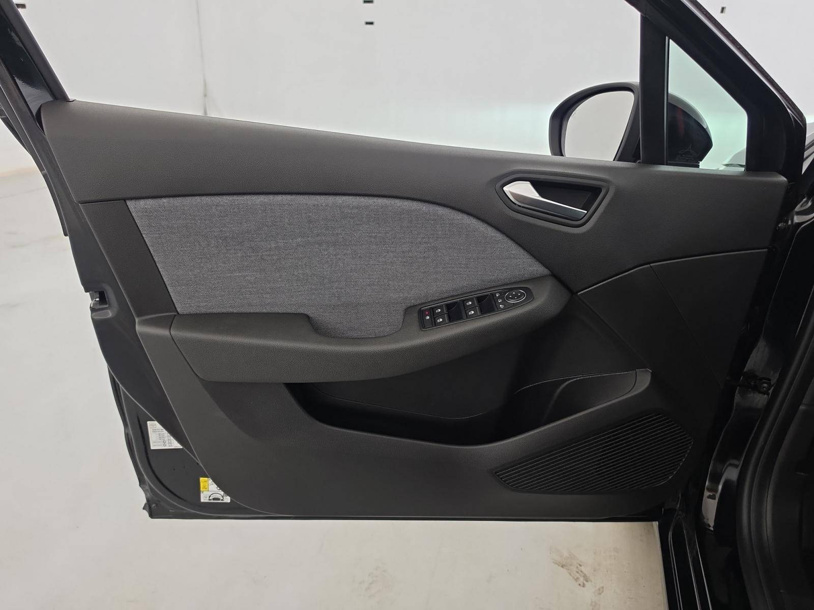 Vente en ligne Renault Clio 5 Clio TCe 90 ch GSR2 au prix de 17 730 €