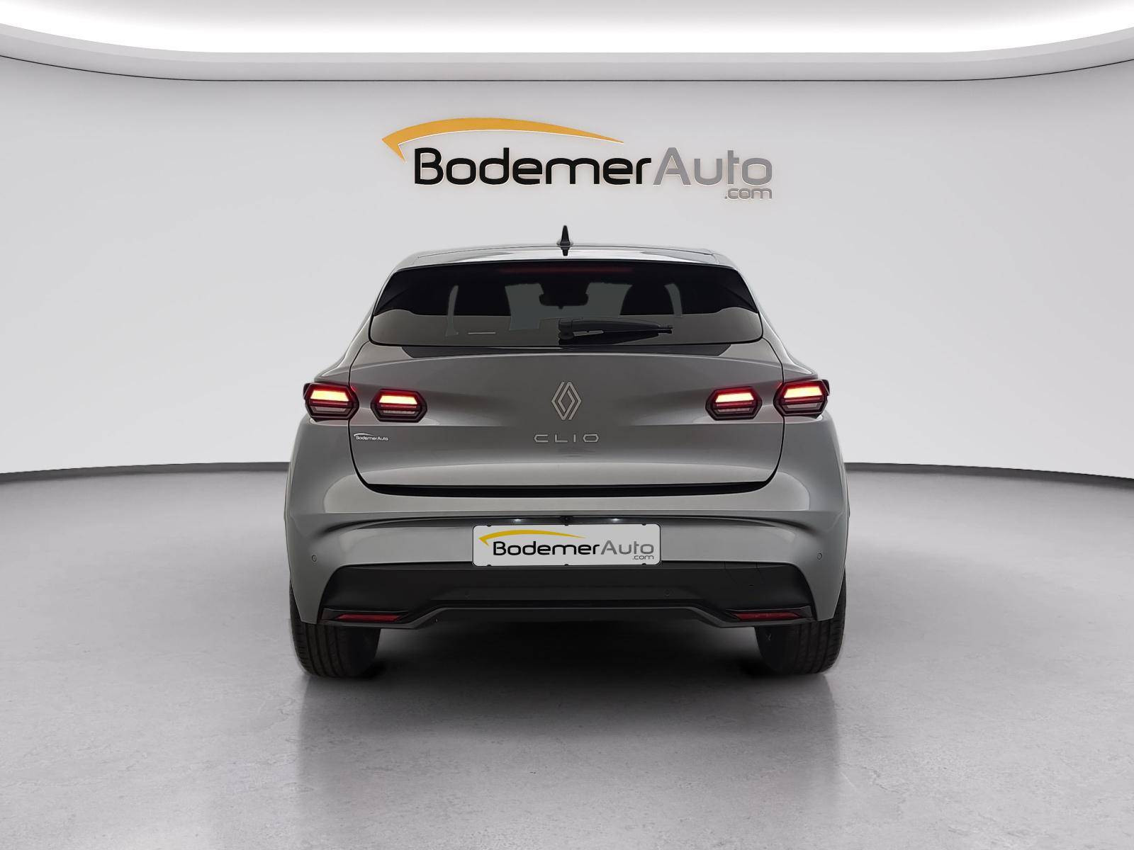 Vente en ligne Renault Clio 6 Clio TCe 115 ch EDC au prix de 24 690 €