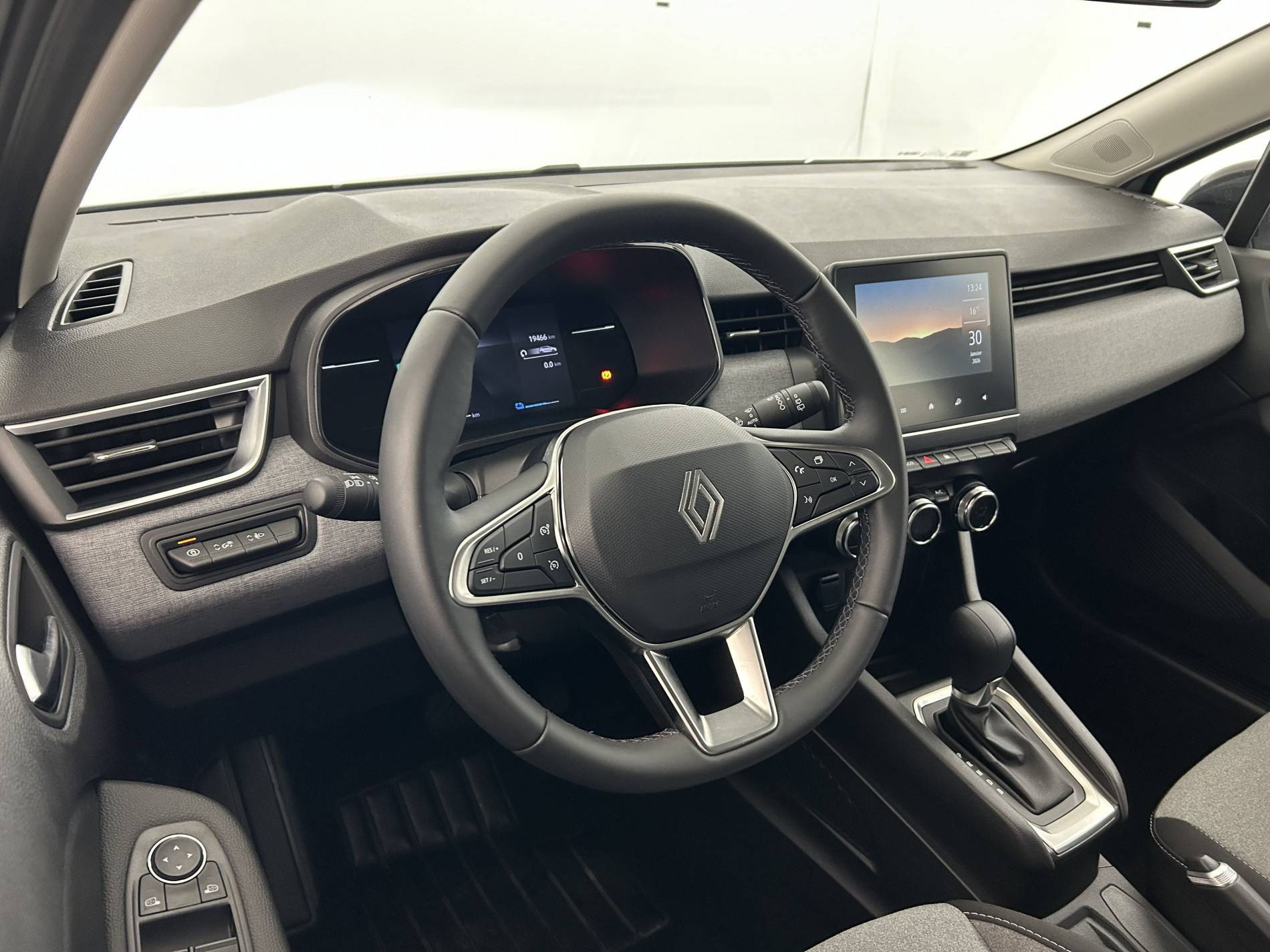 Vente en ligne Renault Clio 5 Clio E-Tech full hybrid 145 ch GSR2 au prix de 18 990 €