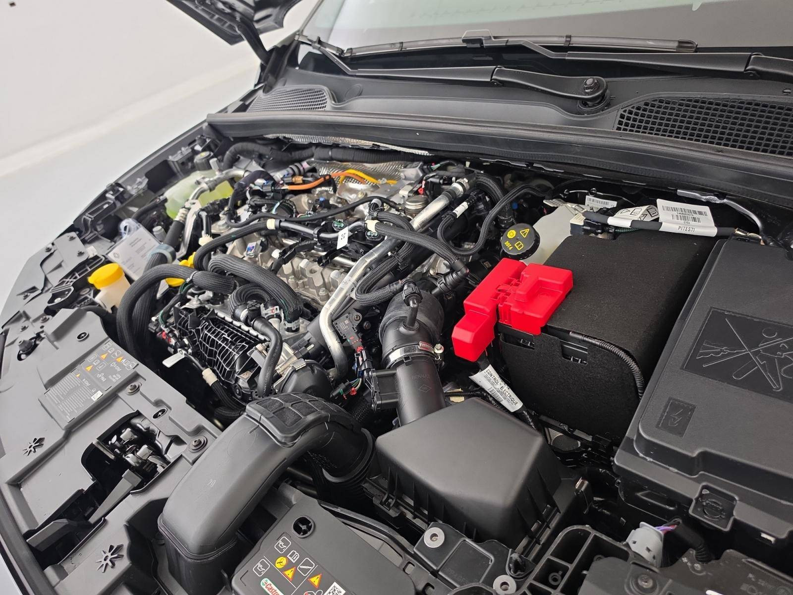 Vente en ligne Renault Clio 6 Clio TCe 115 ch EDC au prix de 24 690 €